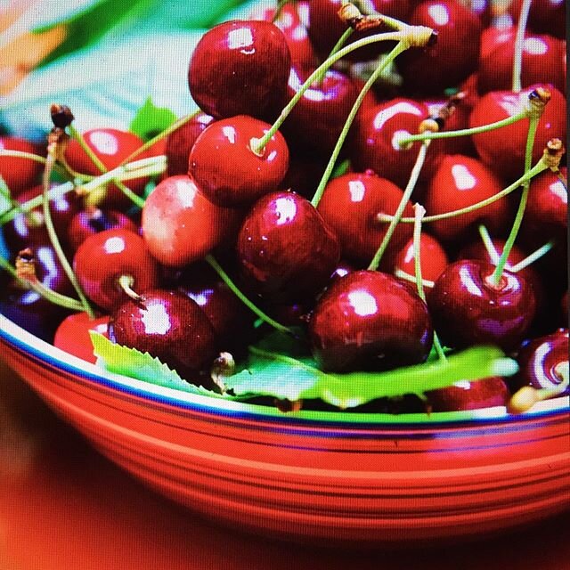 Kirschen aus Nachbars Garten 😎
#cherry #fruits #eatyourcity #sweet #Summer #holydays #stmartin