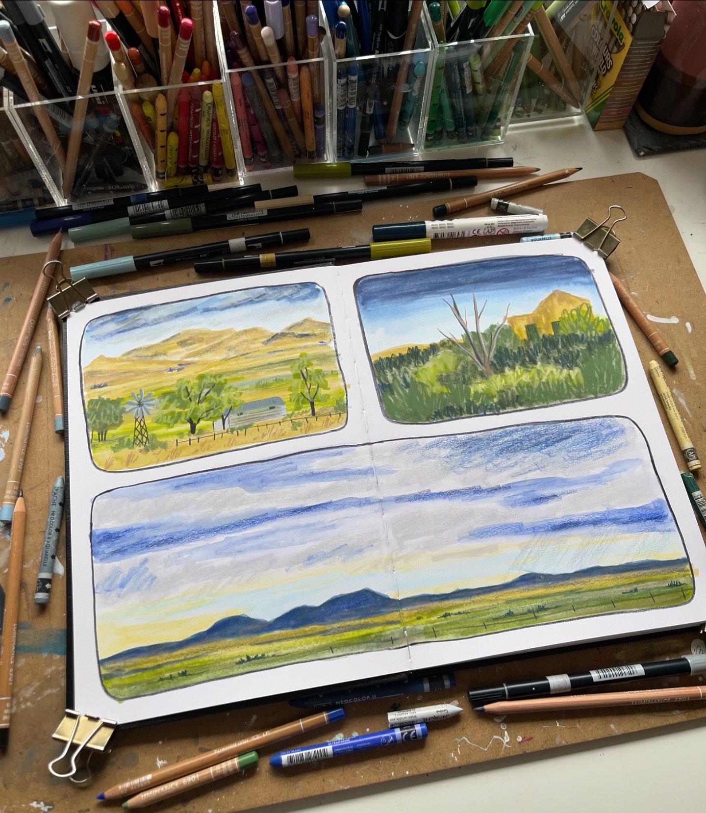 This week in the Inspiration Tier of the Patreon I&rsquo;m sharing a timelapse video of how I created this fun sketchbook panel spread of a South African road trip 🚗 

I&rsquo;ve added a voiceover too, to explain which materials &amp; techniques I&r