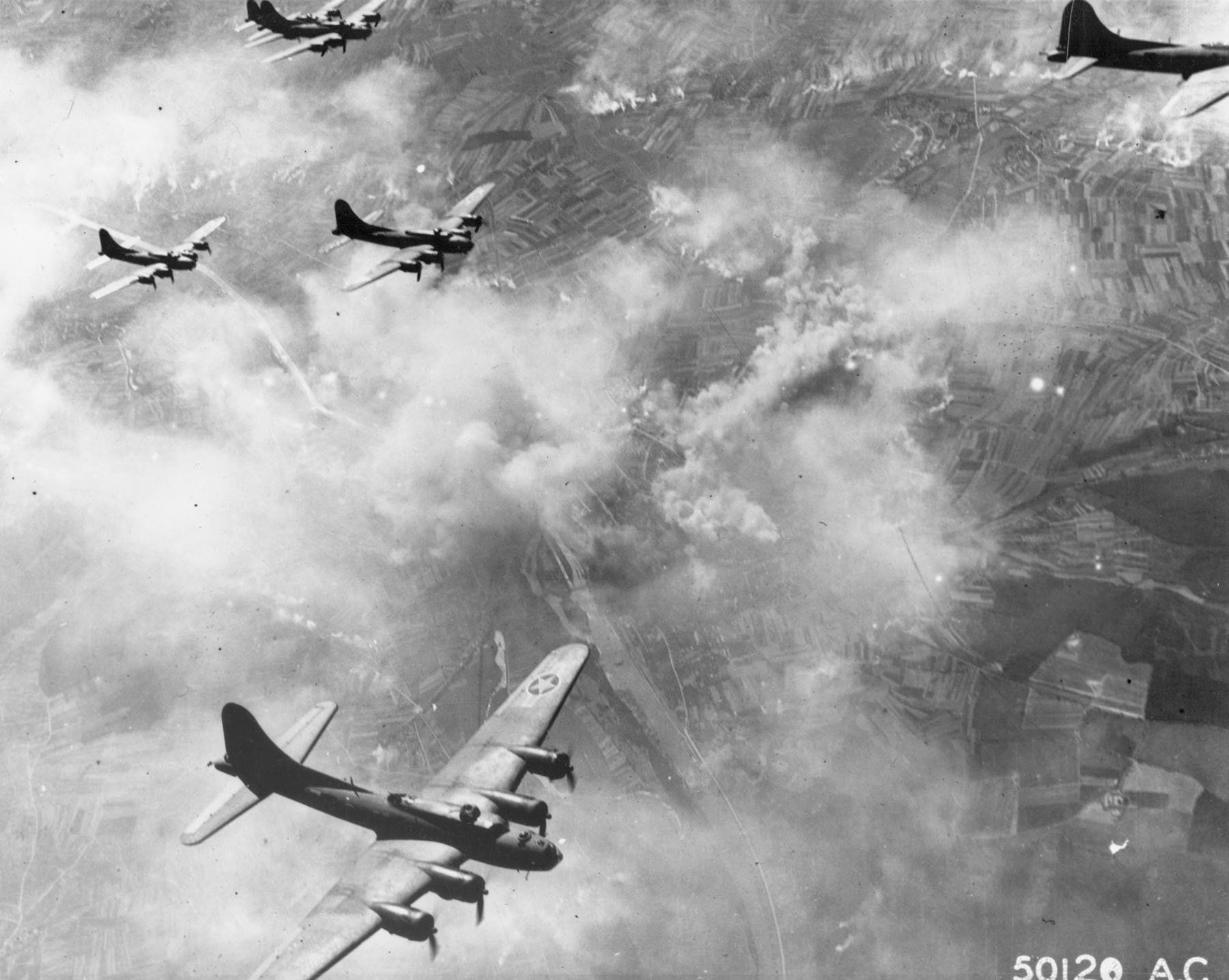 B-17F_formation_over_Schweinfurt,_Germany,_August_17,_1943.jpg