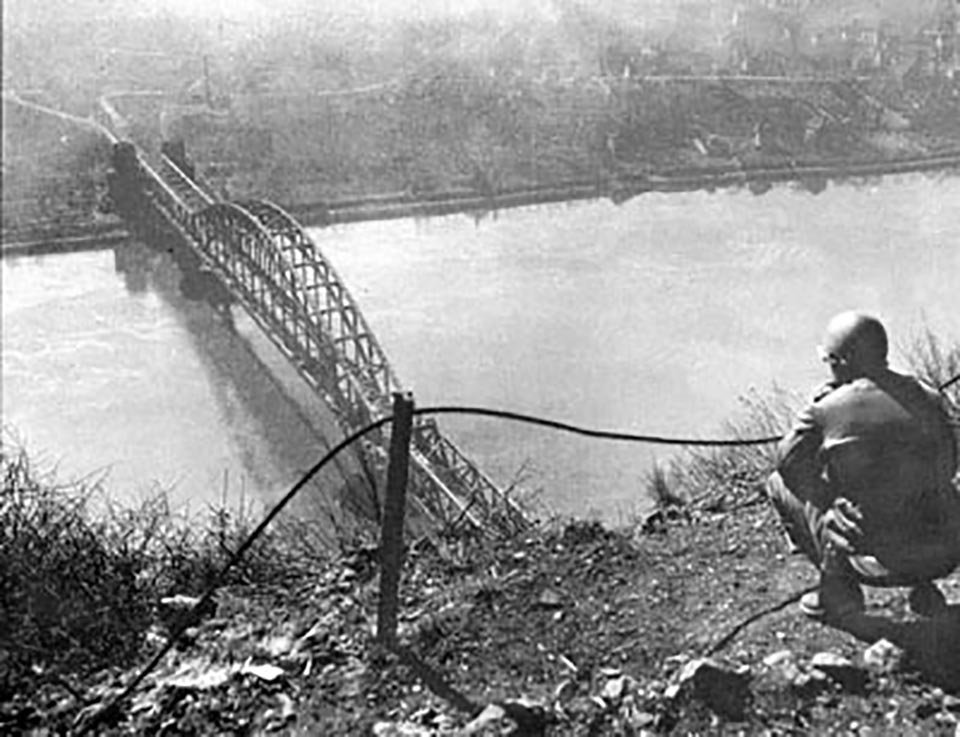 Ludendorff_Bridge_from_Erpeler_Ley - Edward Lengel.jpg