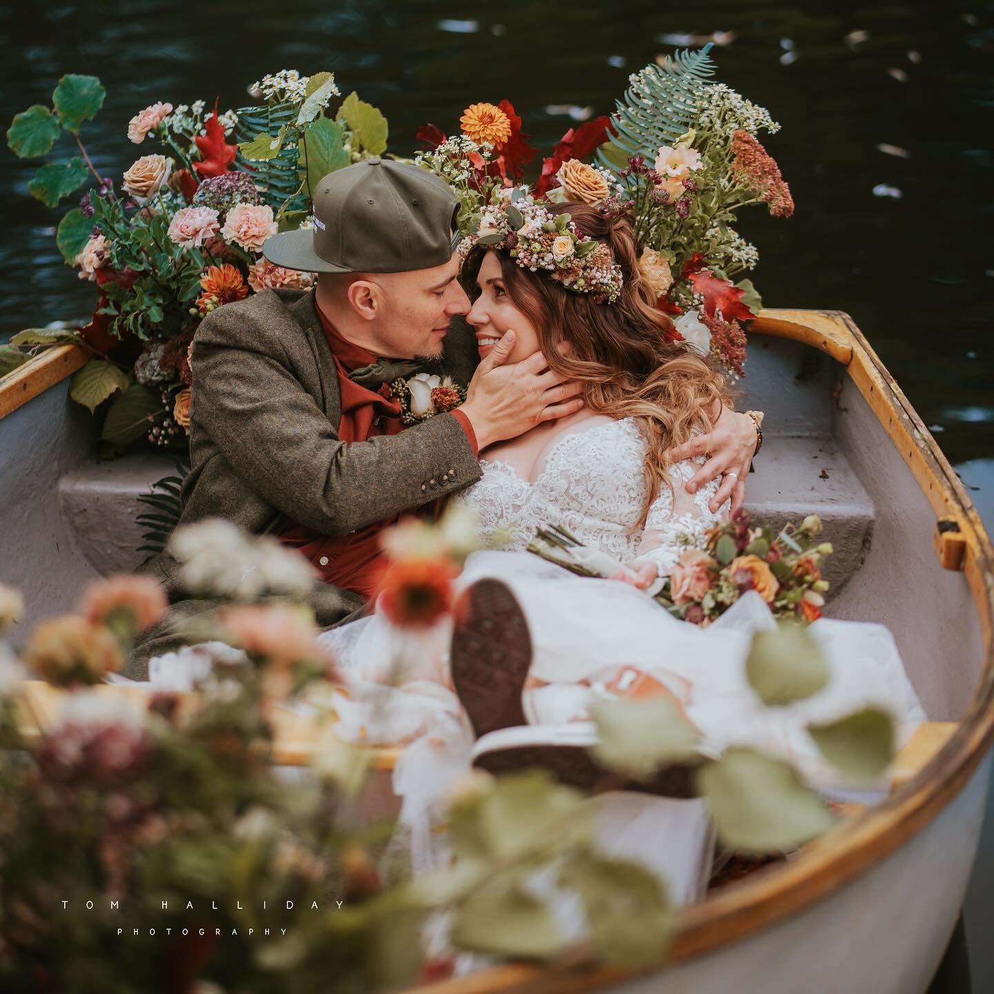 --- Vad + Nat ---
Autumn and Winter weddings are now as popular as summer weddings. I love shooting in the autumn. The colours are awesome.
Here's a few from Vad + Nat's big day!
Shot on @sony.unitedkingdom @sonyalpha and @samyanglensglobal 35 f1