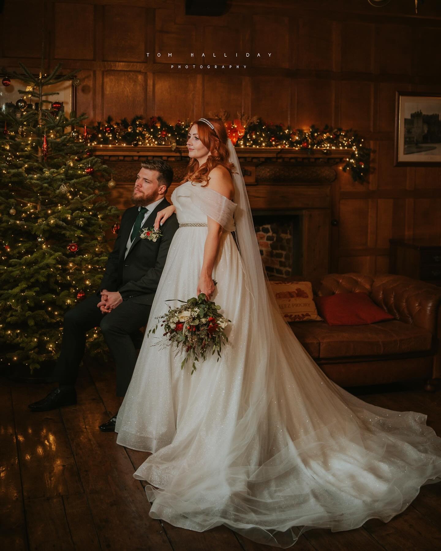 --- Holly + Ben ---
IT'S CHRIIIIIIISTMAAAAS!.... In 23 days 😆
@leezprioryweddingvenue at Christmas is incredible! Awesome day with awesome people! Thanks so much guys! 🎄
Camera -Sony a9 @sonyalpha @sony.unitedkingdom
Lens - Samyang 35 f1.4 @