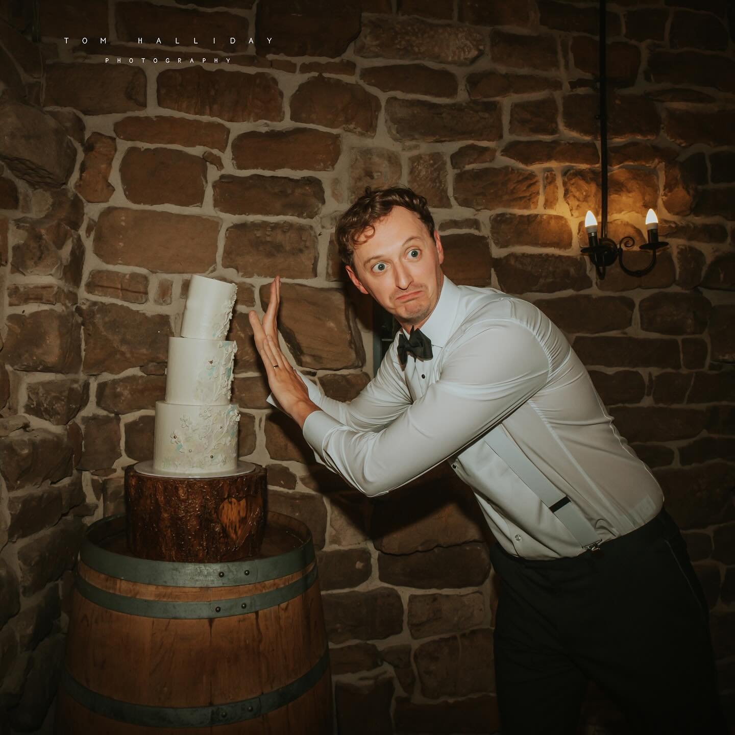 —- Ellie + Ryan —-
Part 2
A few shots in between “proper shots” 🤣
Direct quote from Ryan “if I’m getting married in a castle I need a sword”
Venue- @danbycastlebarn
Video - @carroweddings
Flowers - @ro