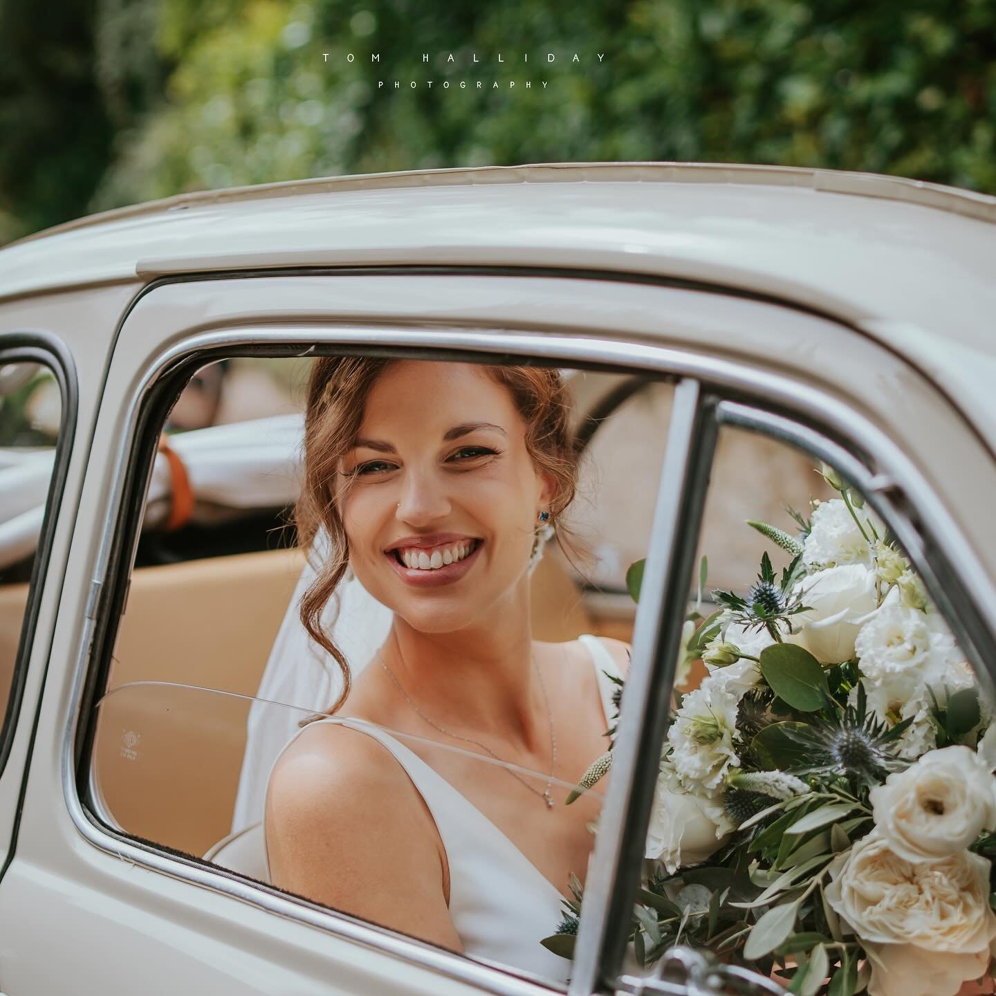 —- Tash + Ben —-
A few shots from Tash + Ben’s awesome wedding at the stunning @pennardhouse in Somerset a few weeks ago.
I loved this day so much. Thanks for having me be a part of it guys!
@_bengunn_ @tashcalderaro