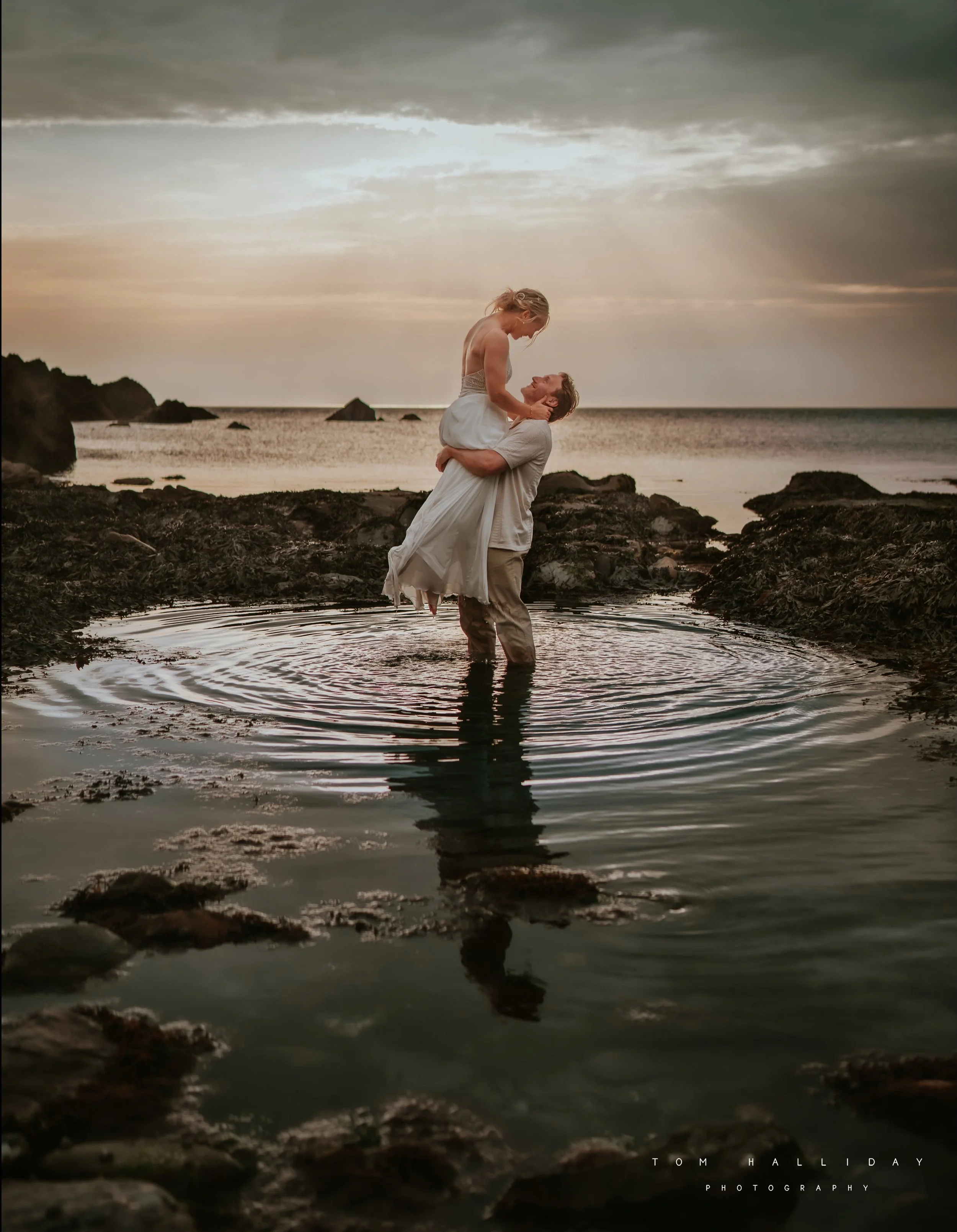 &mdash; Sarah + Den &mdash;

What a wedding at one of my favourite wedding venues in the whole world! @tunnelsbeaches 

Everyone was barefoot all day, embracing the sun, rain and the heatwave!

First time ever in 16 years of shooting weddings a coupl