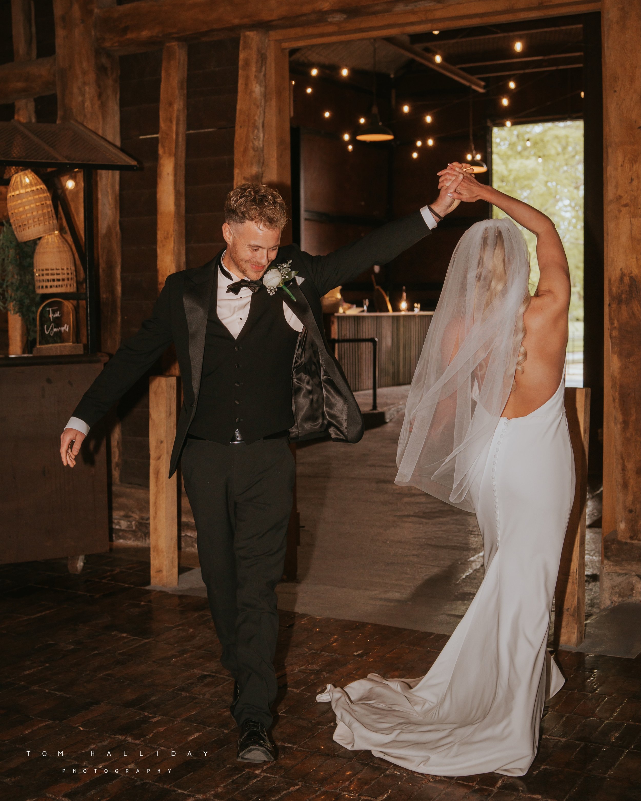 --- Laura + Jayme ---

Awesome time with Laura &amp; Jayme yesterday, at an amazing venue - @manorbarn such an epic place just outside of Cambridge ✨
Thanks again guys! 

Thanks to the awesome team for looking after us! 

Venue - @manorbarn 
Video- @