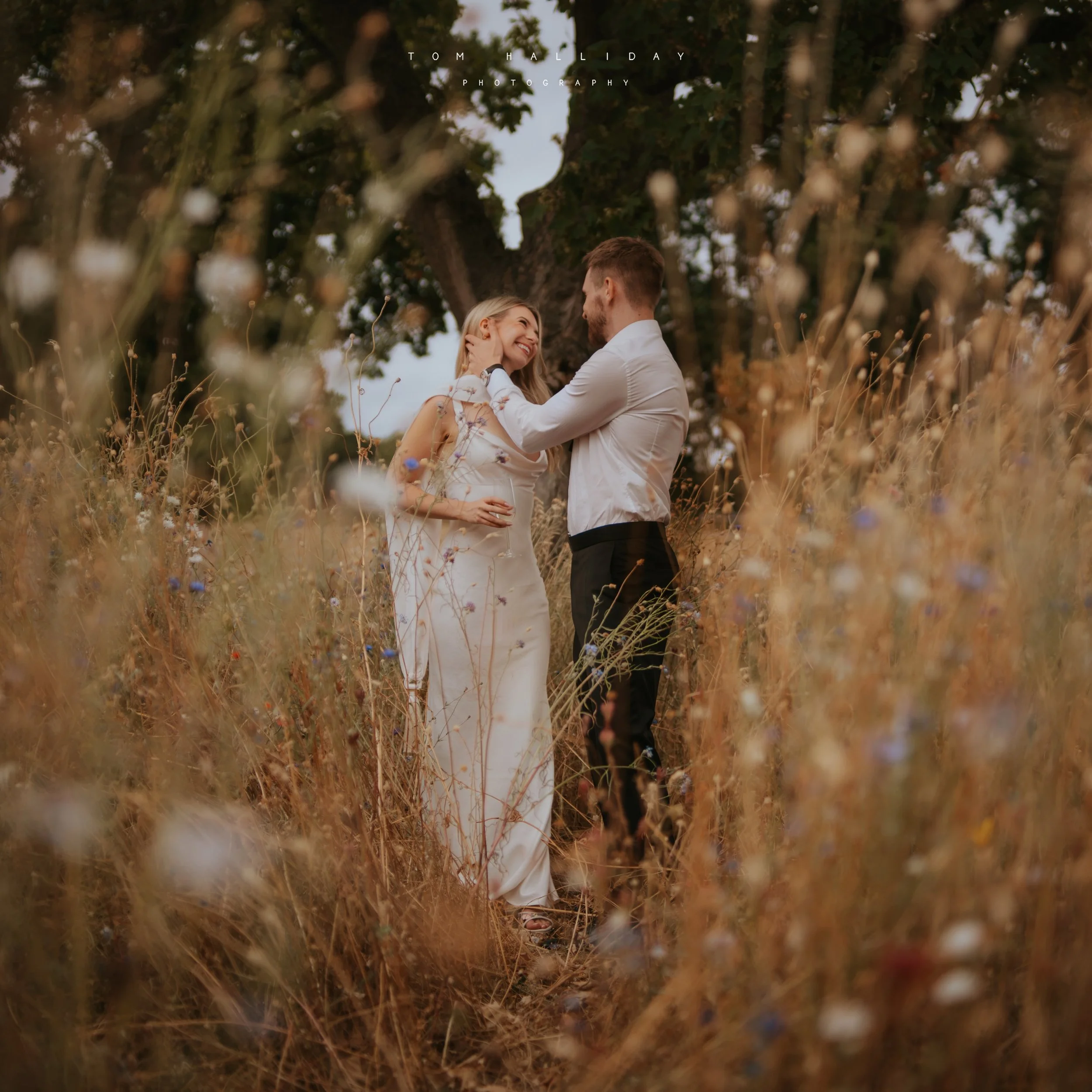 --- Bryony + Luke --- 

We found this awesome wildflower meadow just after sunset at Bryony + Luke&rsquo;s wedding.

Felt really magical during the heatwave to see flowers everywhere!

We had about five minutes before the light dropped,  and it turne