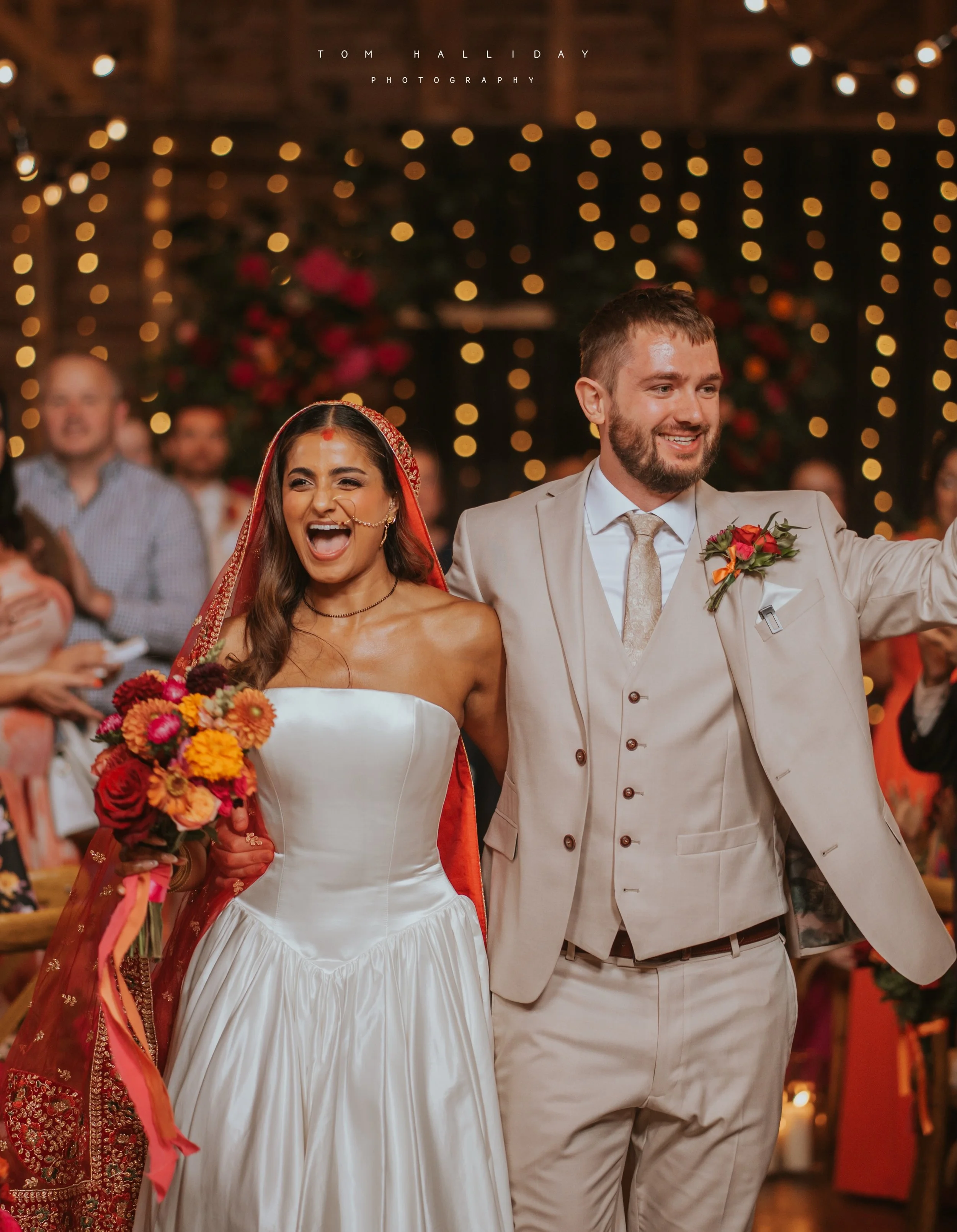 --- Ruju + Tom --- 

A day full of love, bright colours and good vibes start to finish! It was so awesome being part of your day. Thank you guys!

Venue - @barnsatredcoats 
Flowers - @willowandblossomfloraldesign 
Makeup - @jenniferlucy_mua @glowbykt