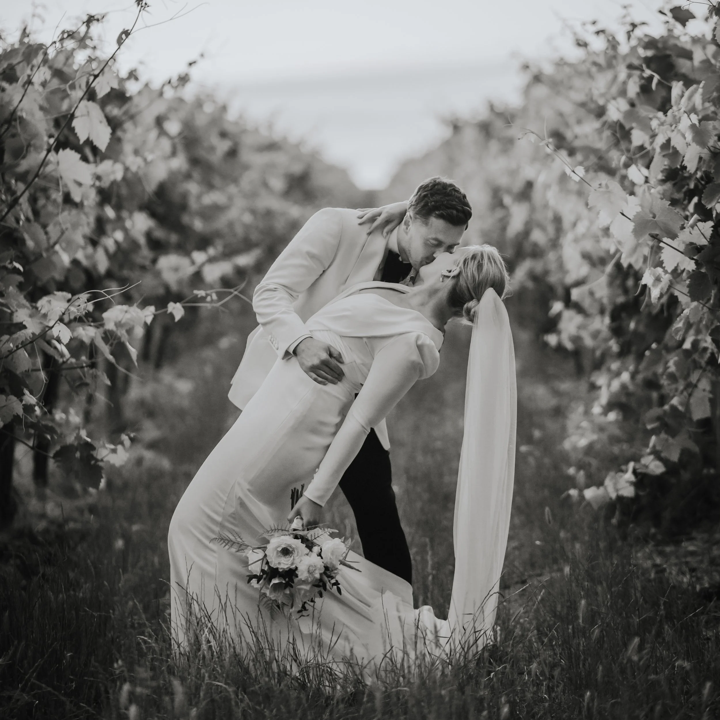 destination-wedding-photography-france-bordeaux-no3-the-chateau.jpg