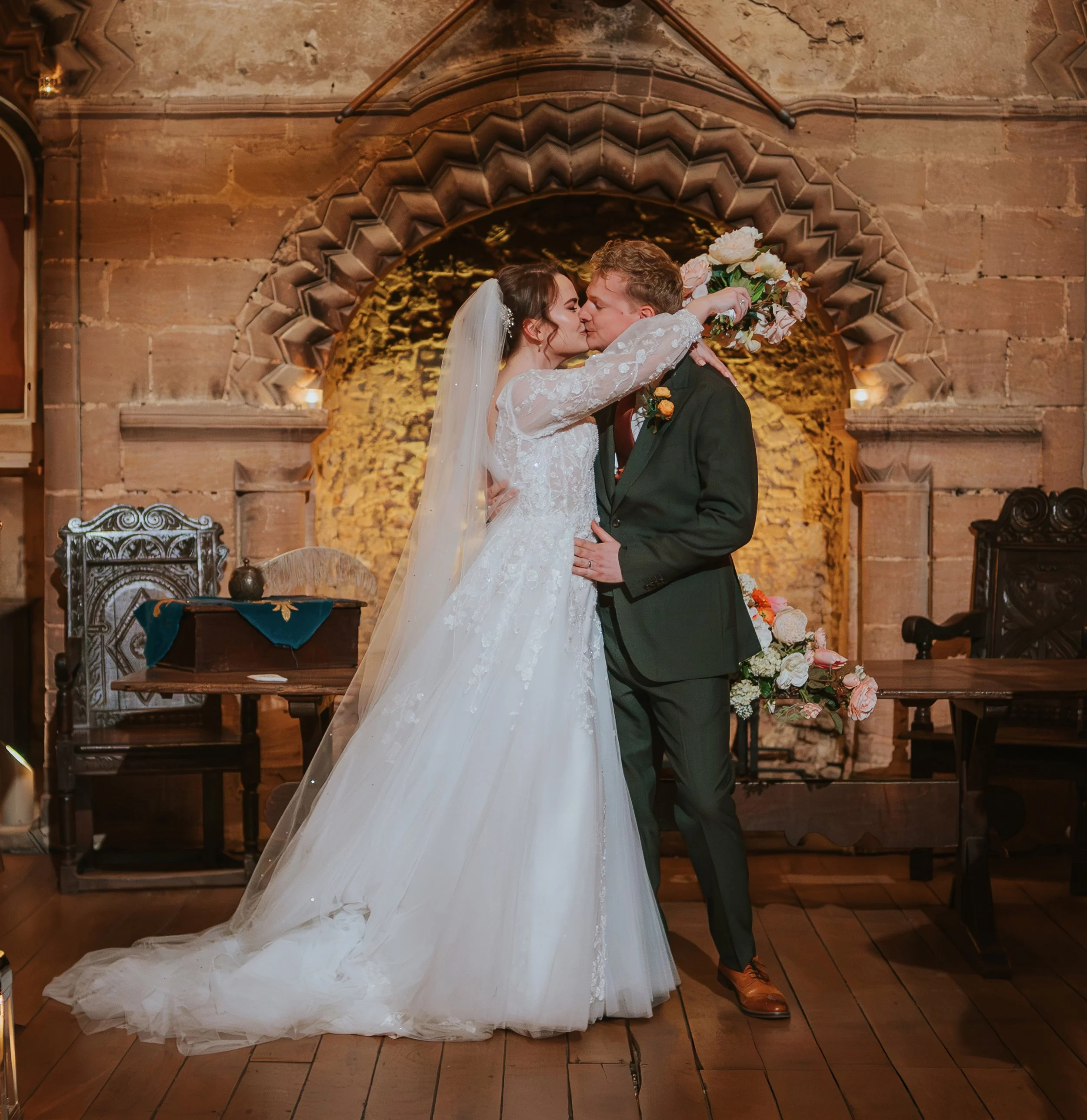 hedingham-castle-wedding-essex-photographer-candle-light.jpg