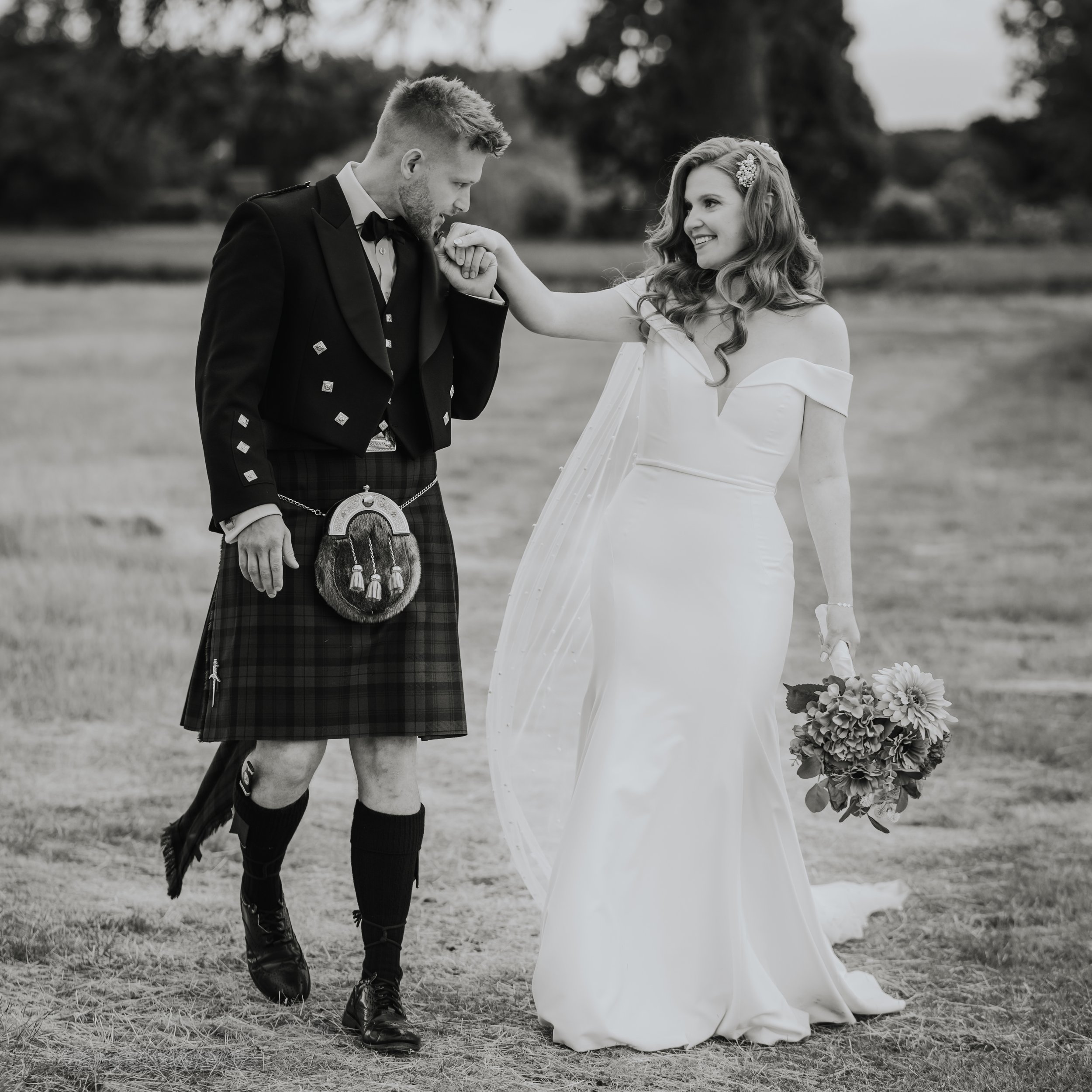 Couple-Gosfiled-Hall-Wedding-Essex-Wedding-Photographer-black-and-white.jpg