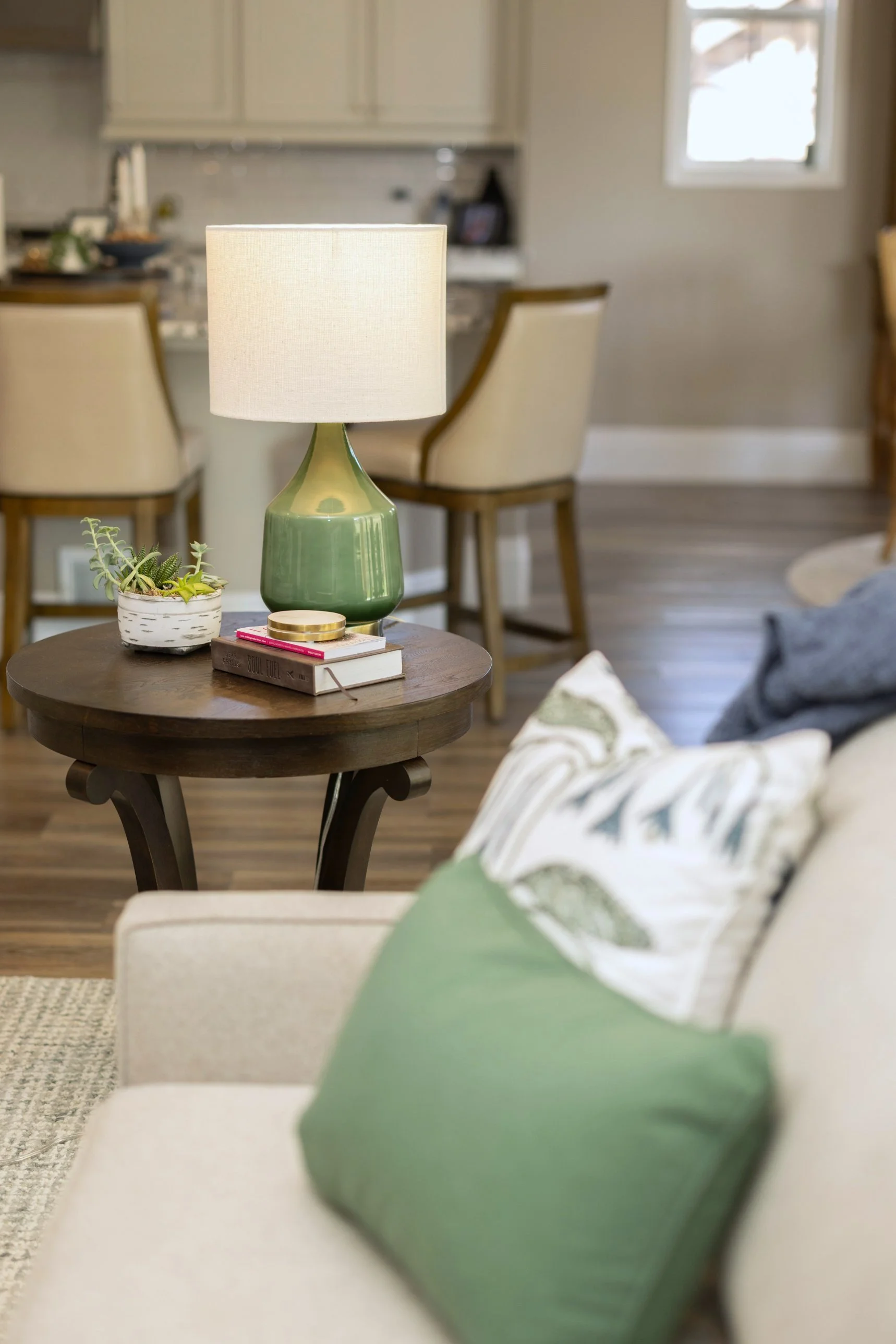 living_room_08.jpg