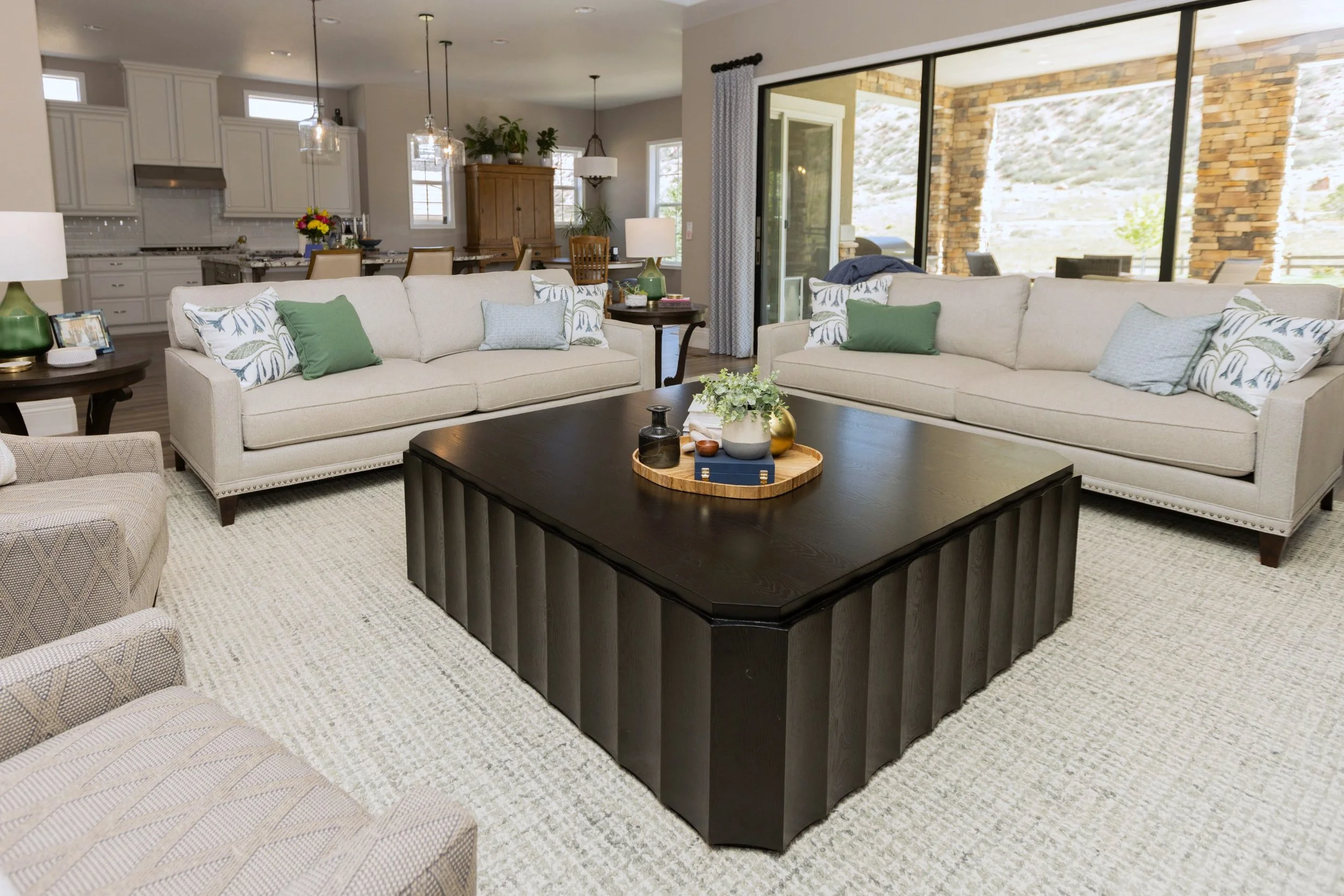 living_room_03.jpg