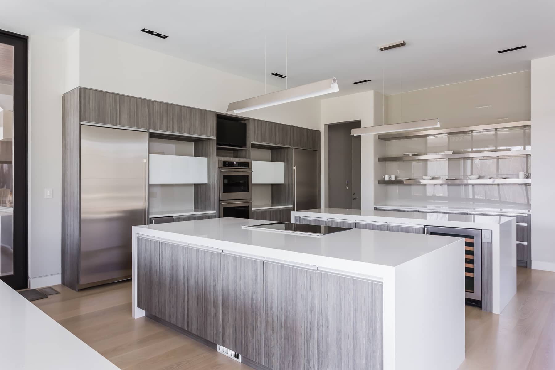 Luxury Kitchen Customized for Sophisticated Entertaining — Hampton Kitchens