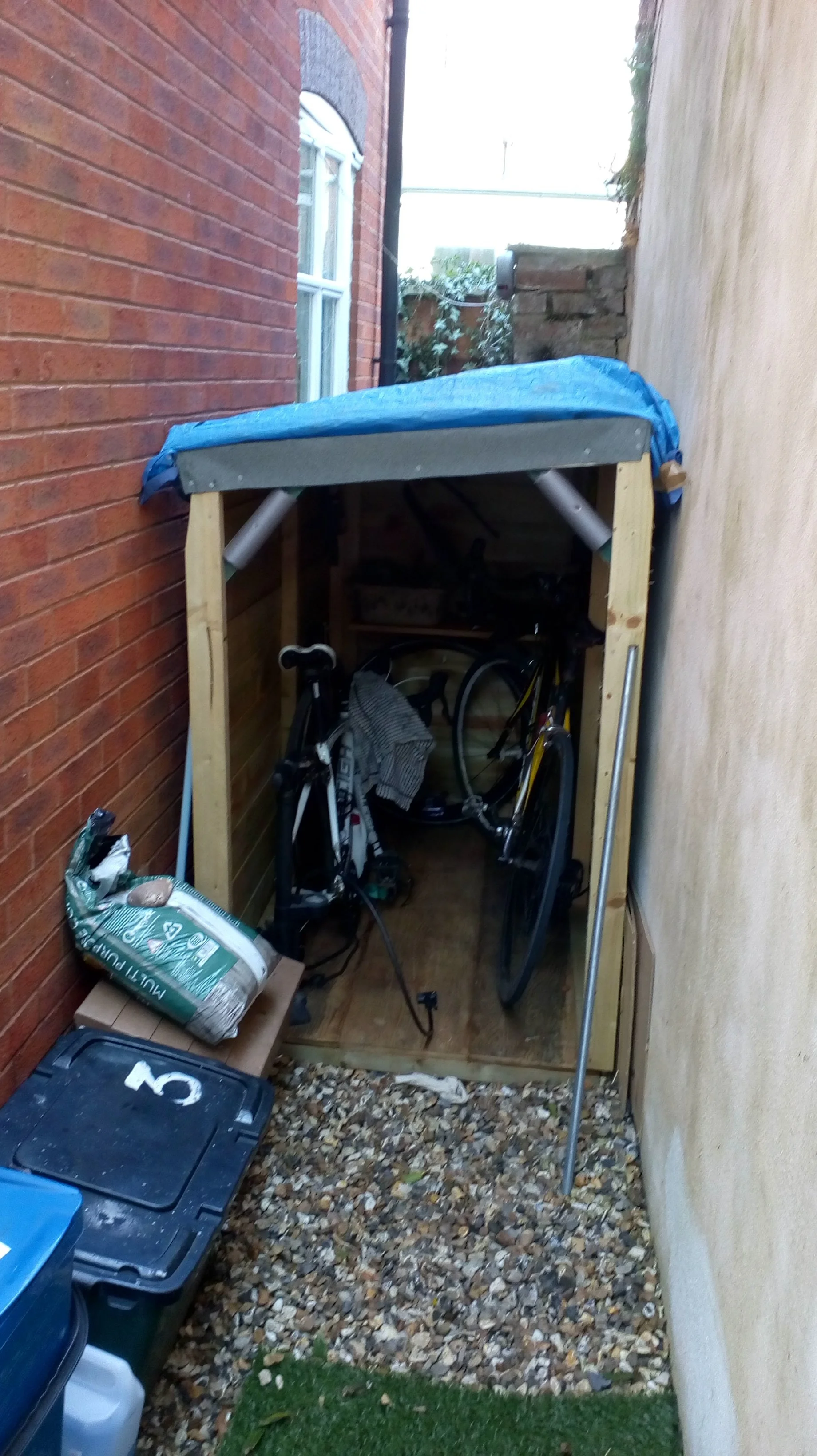 Narrow garden shed