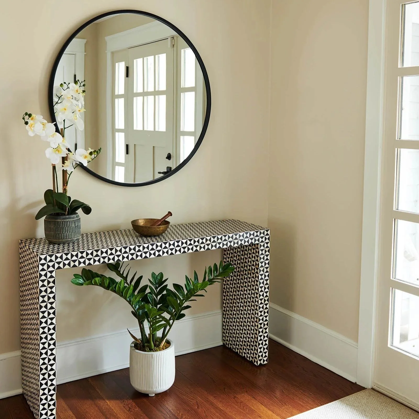 interior-designer-staged-entryway.jpg