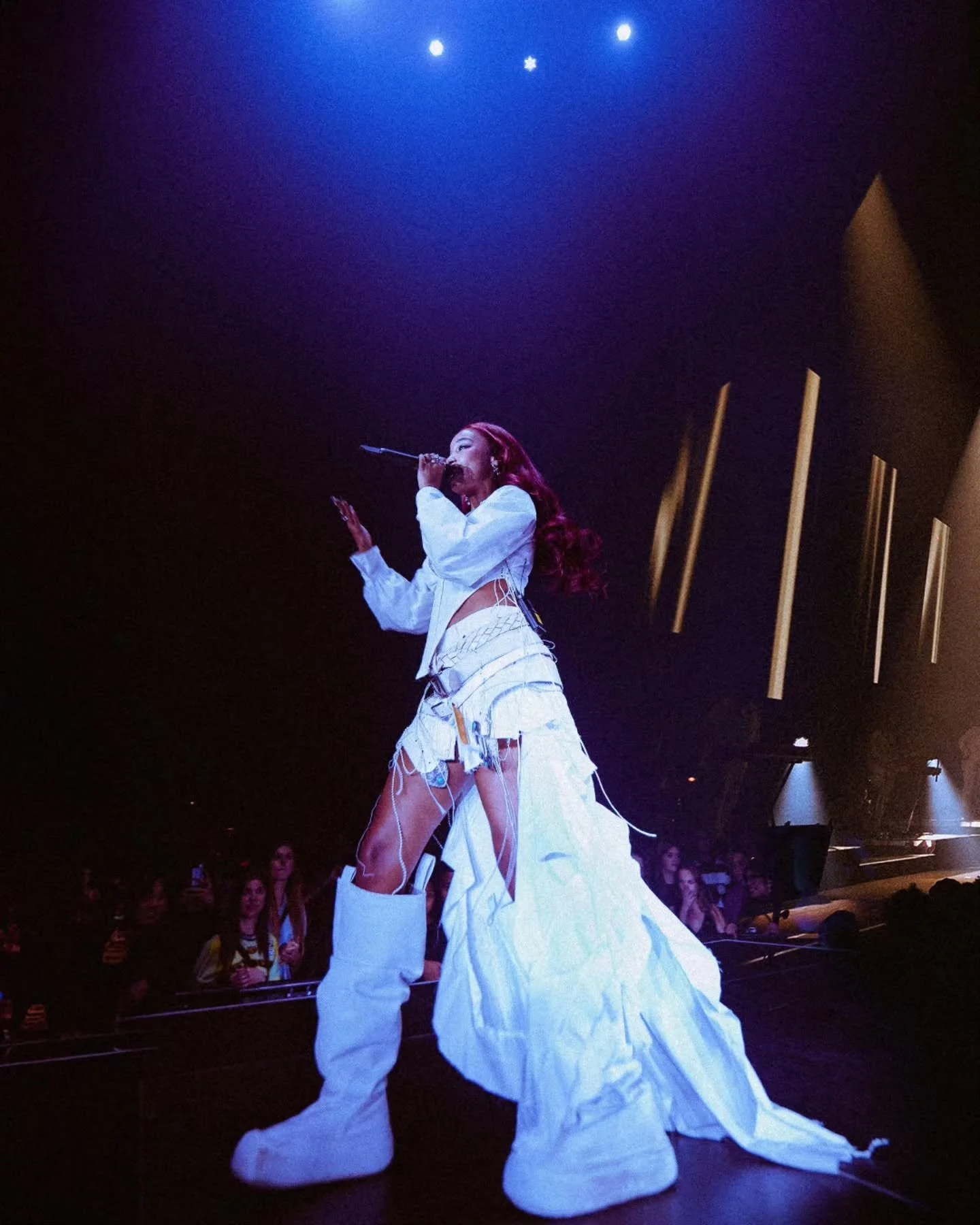 Rimon ϟ a beautiful evening, @ri.mon with her @andromeda.concerts show. 

Thank you &hearts;️ @andromeda.concerts @aloalikananpour 

#Swipe #Collage #concertphotography