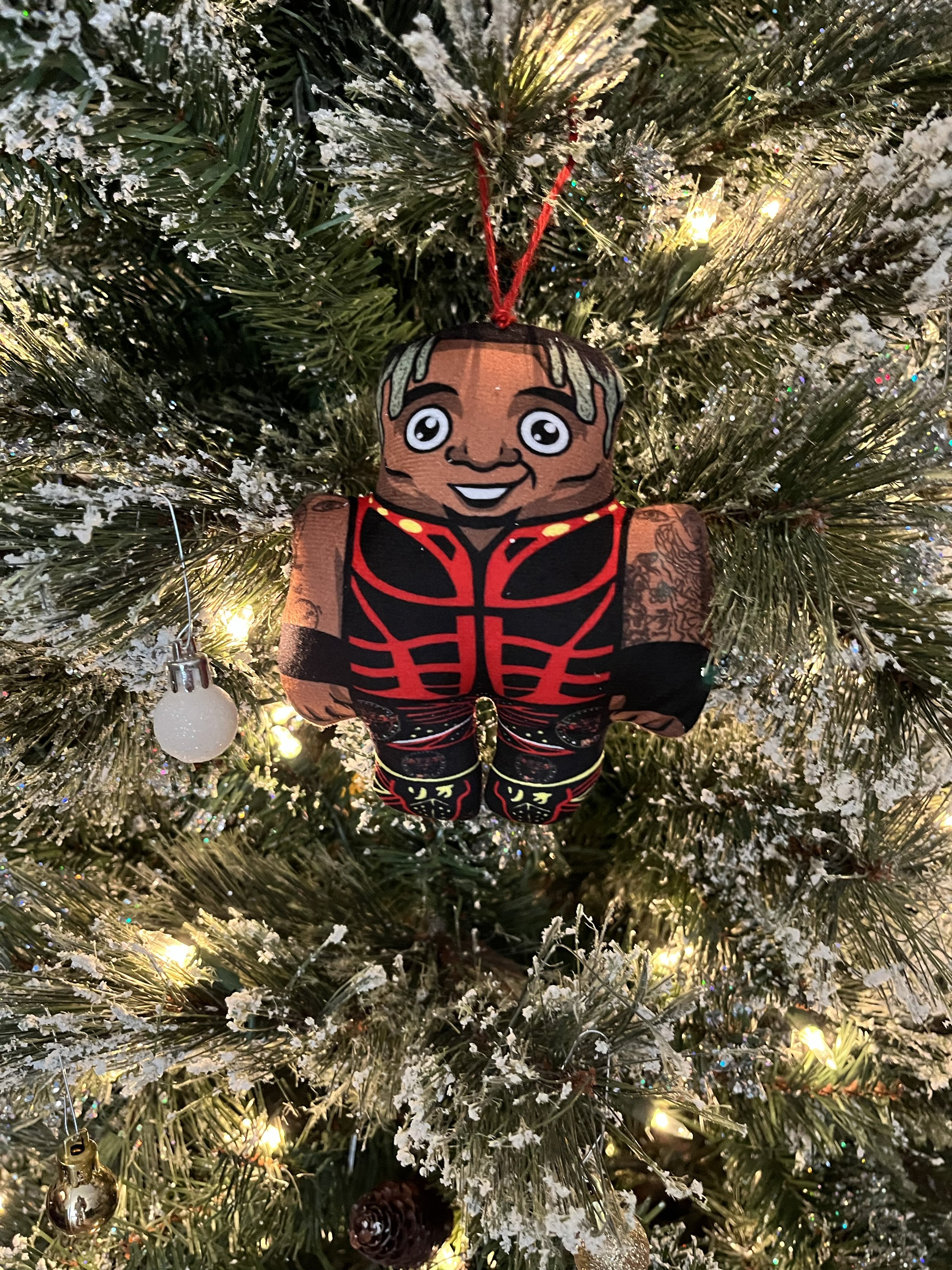 LIO Buddy Ornament.jpg