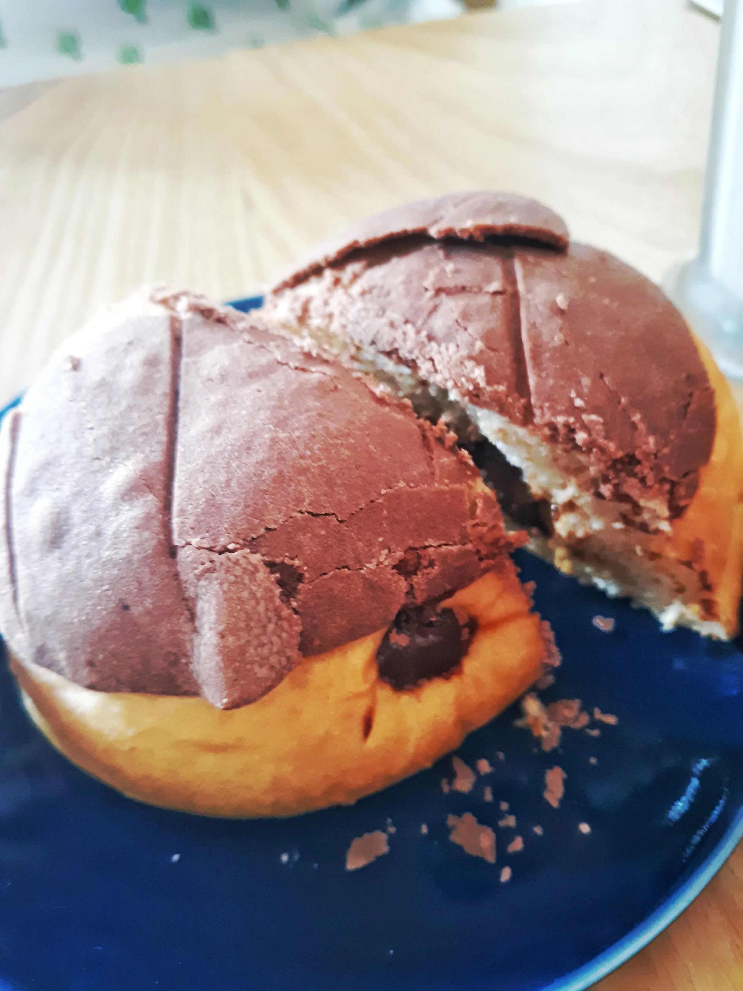 Concha, sans hair...perhaps, who knows.