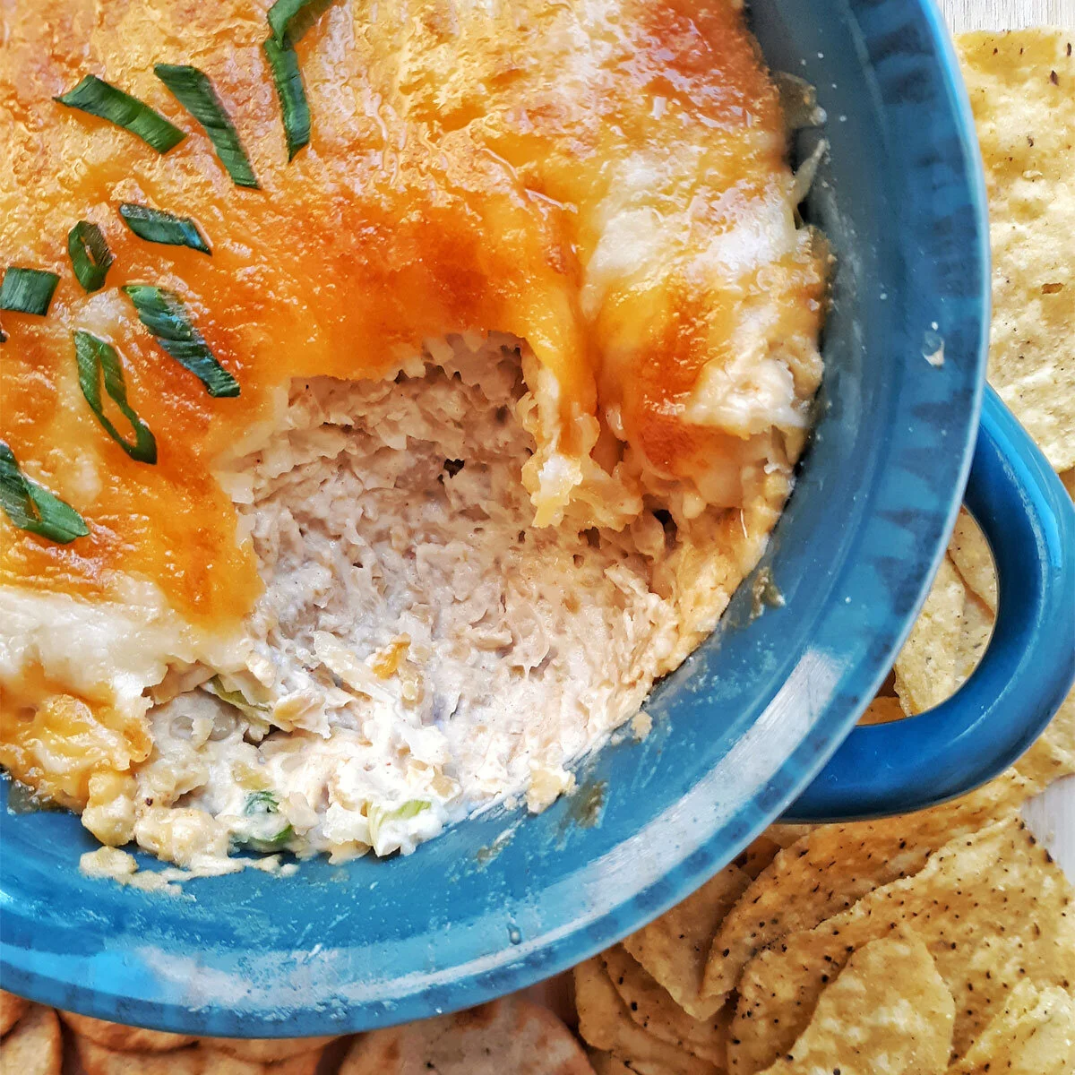 CHEEZY CHICKPEA DIP