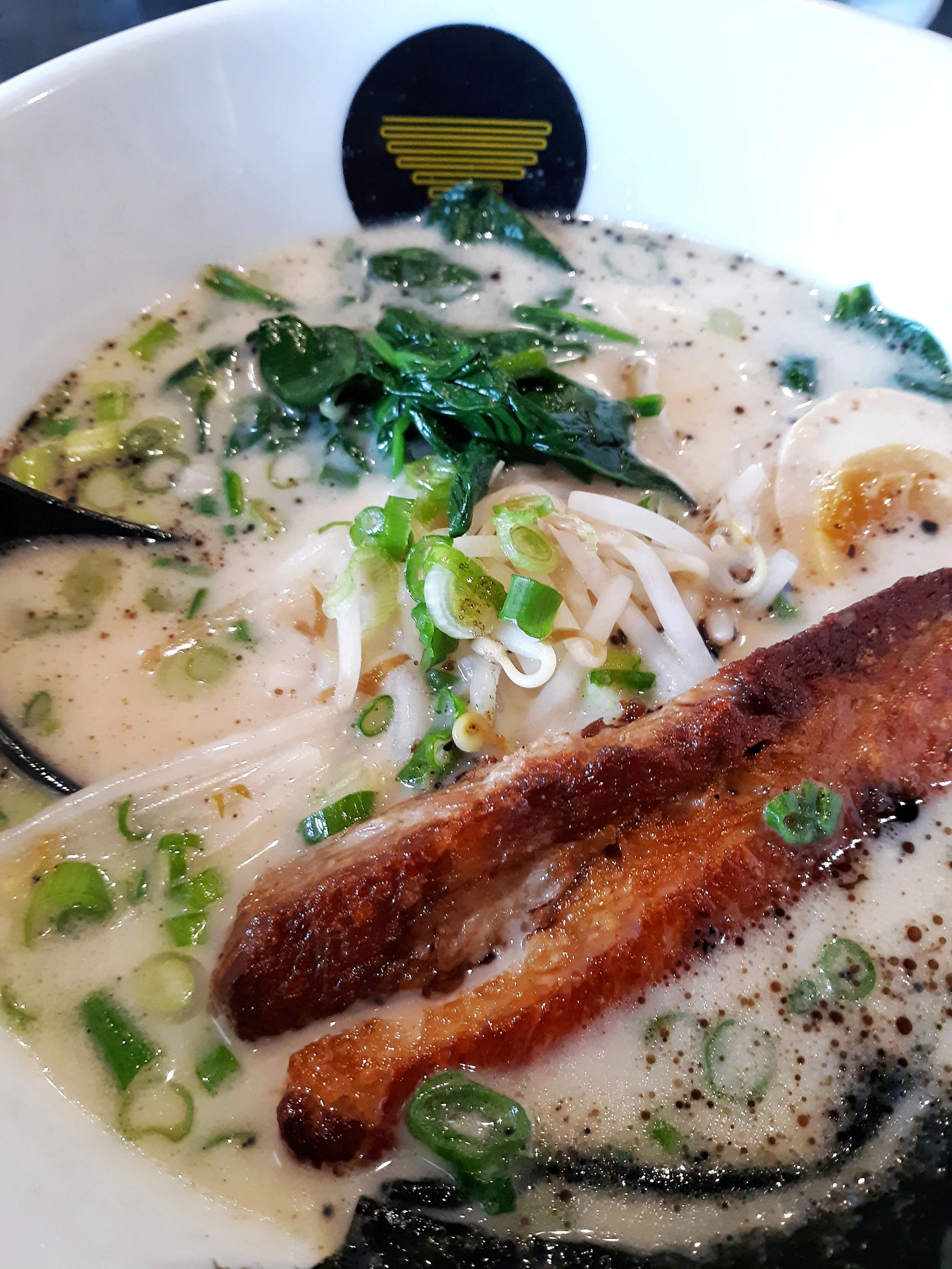 SIGNATURE MOVE –   The Classic | Tonkotsu