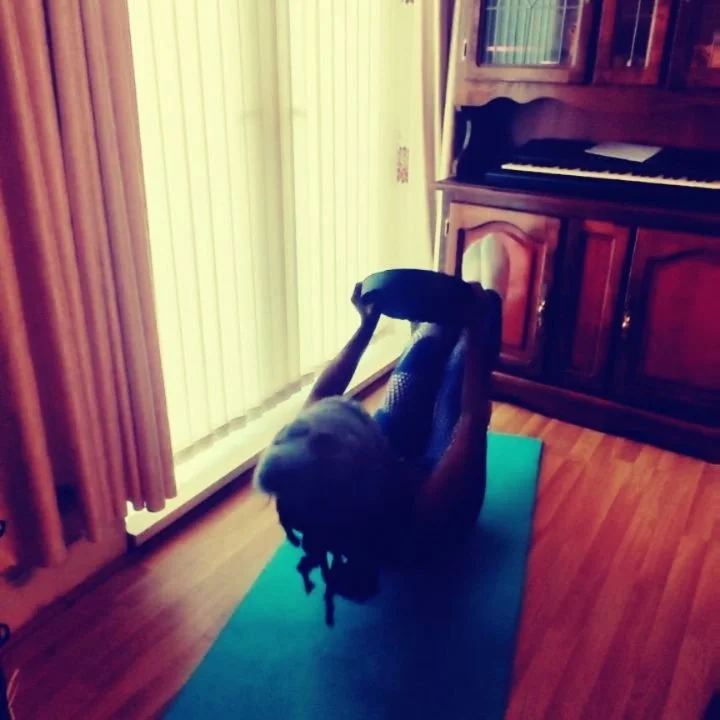 A lil abs workout 💪🏾

As you can see and hear the pain is for real 😂 but you've got to push yourself past the boundaries to achieve them goals no matter how hard it may be! Don't give up! 💪🏾💙

#absworkout #core #homeworkout #fitness #mondaymoti