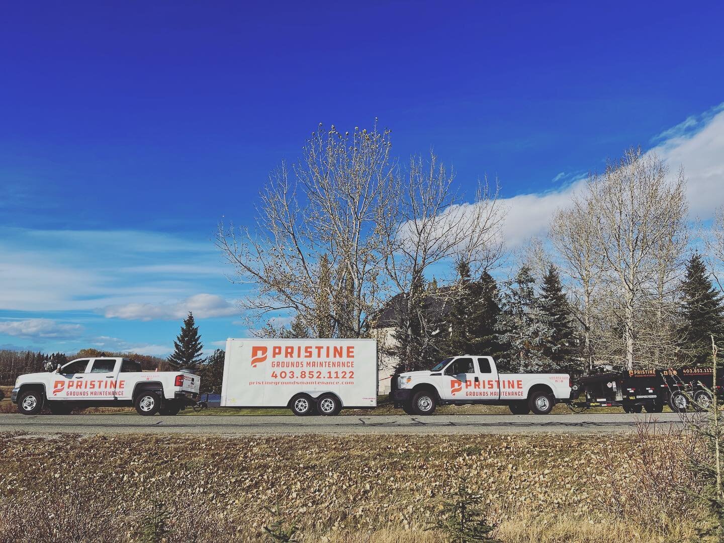 Seeing double 👀? We&rsquo;re so excited that we&rsquo;ve added a second truck to our fleet! And a huge thank you to @madmonkeyapparel and @canadiansignco for the vehicle decals!