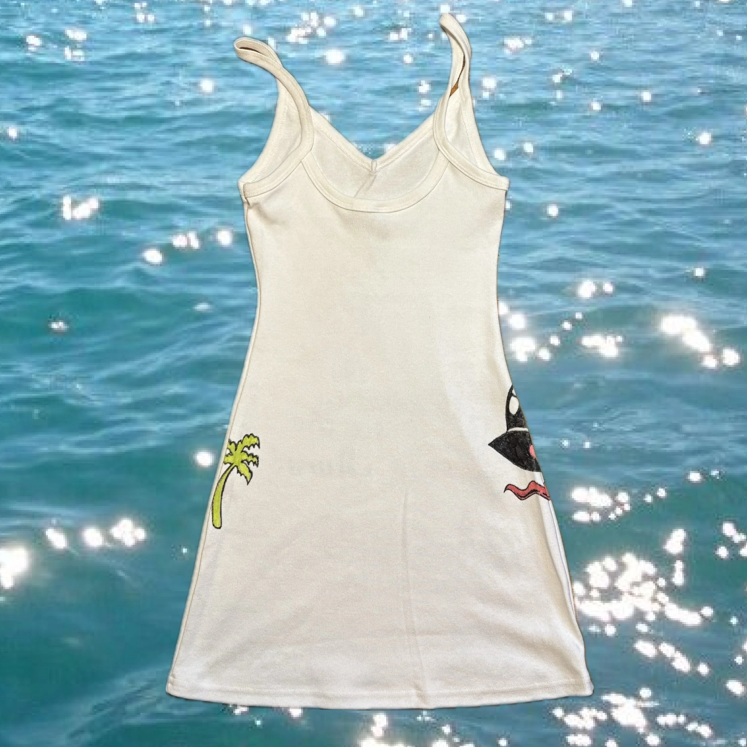 backofdresssmall.jpg