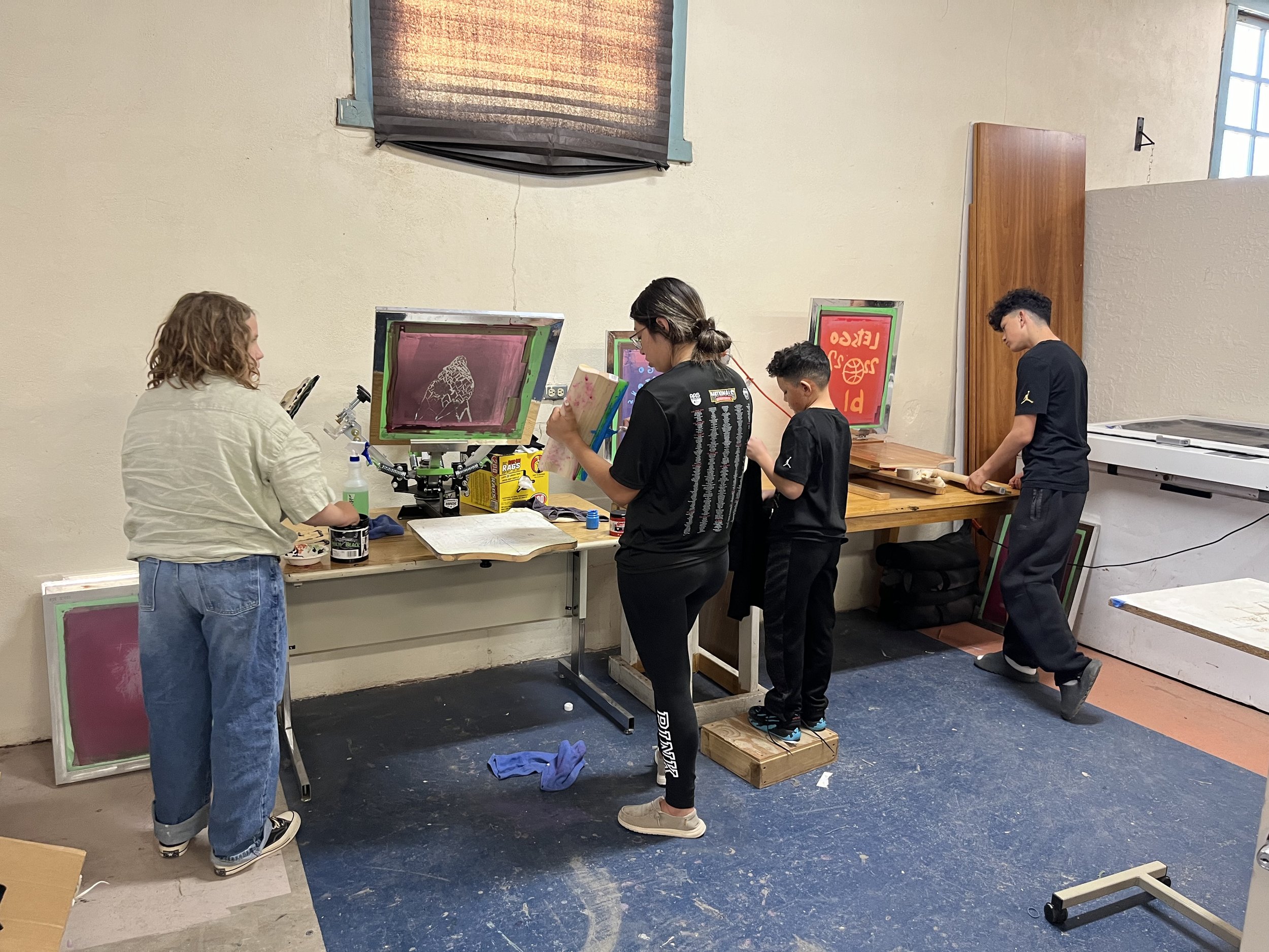 SCREENPRINT_studio 2.JPEG