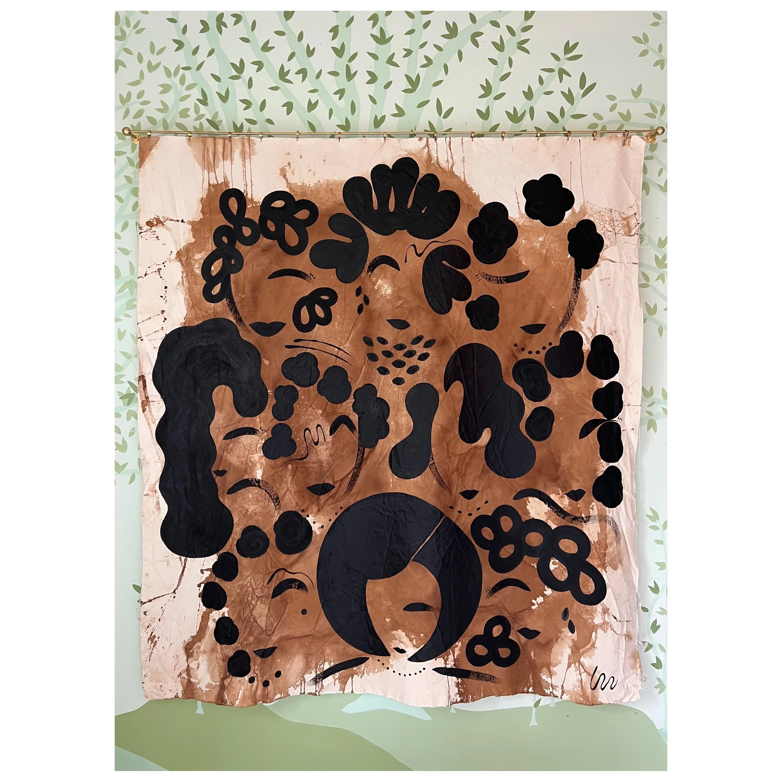 A Stately Circle-OnWall.JPG