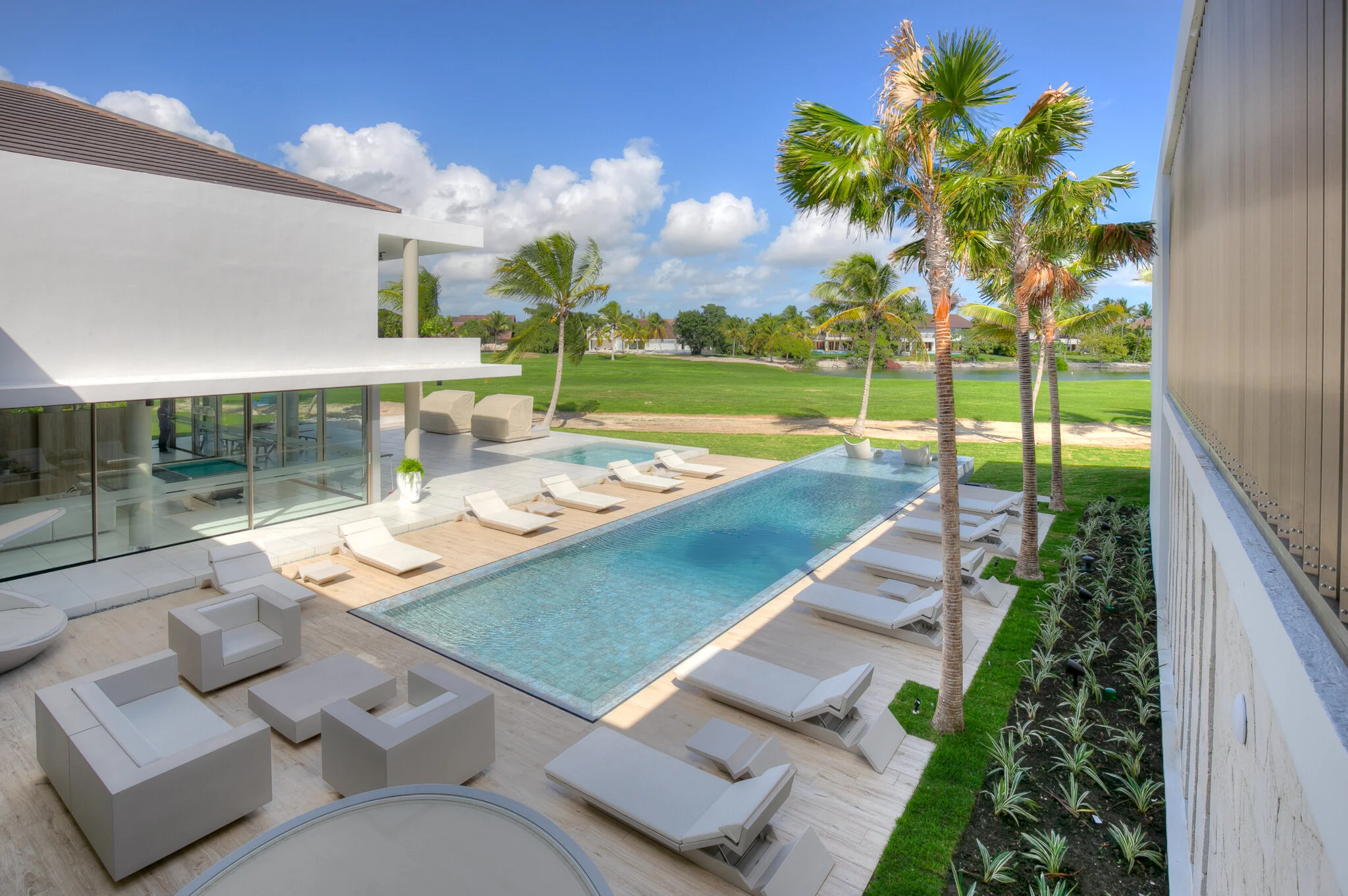 Aerial Pool View 1.3 .jpg