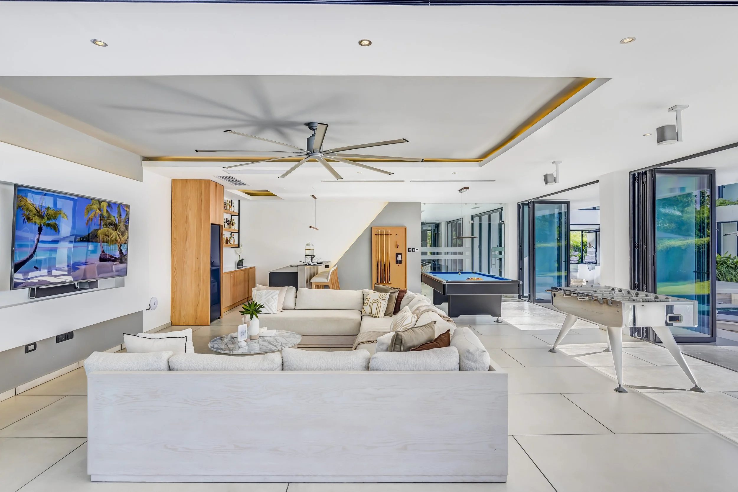 007-living room.jpg