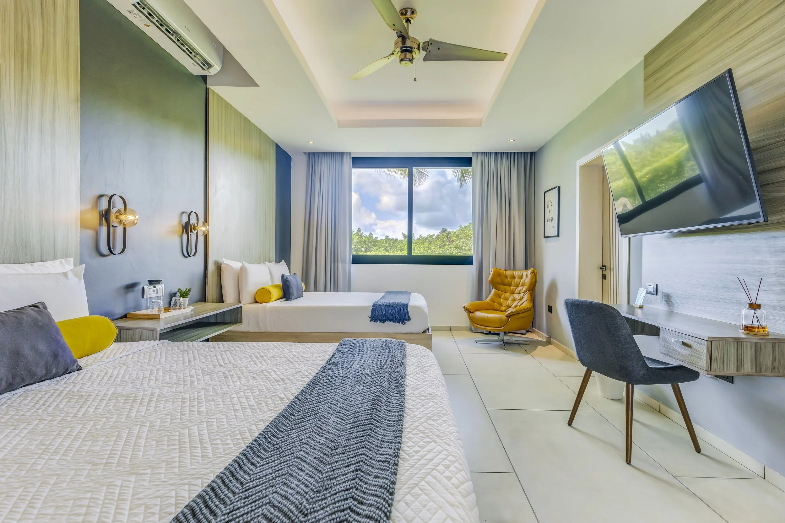 028-fourth bedroom.jpg
