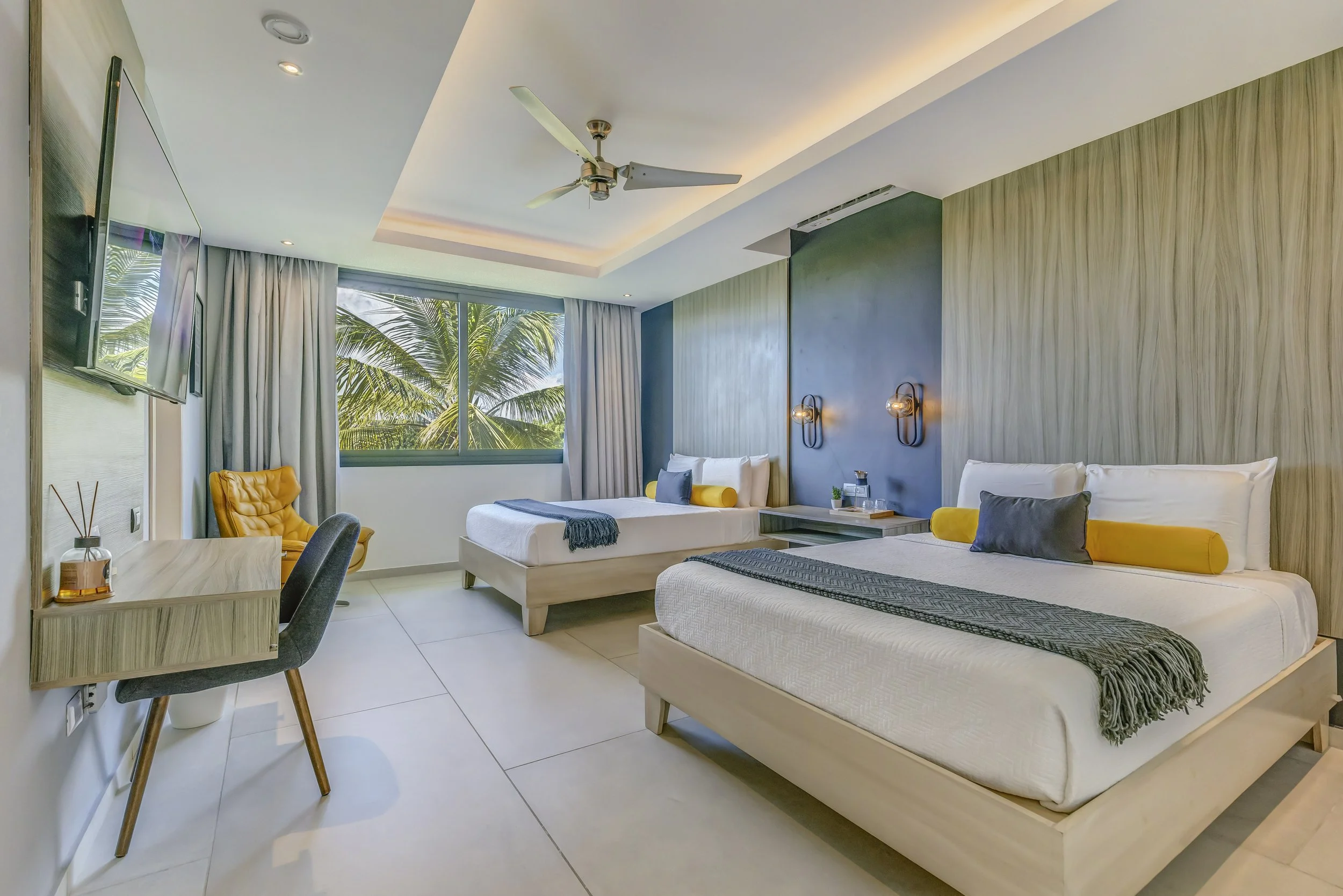 031-fifth bedroom.jpg