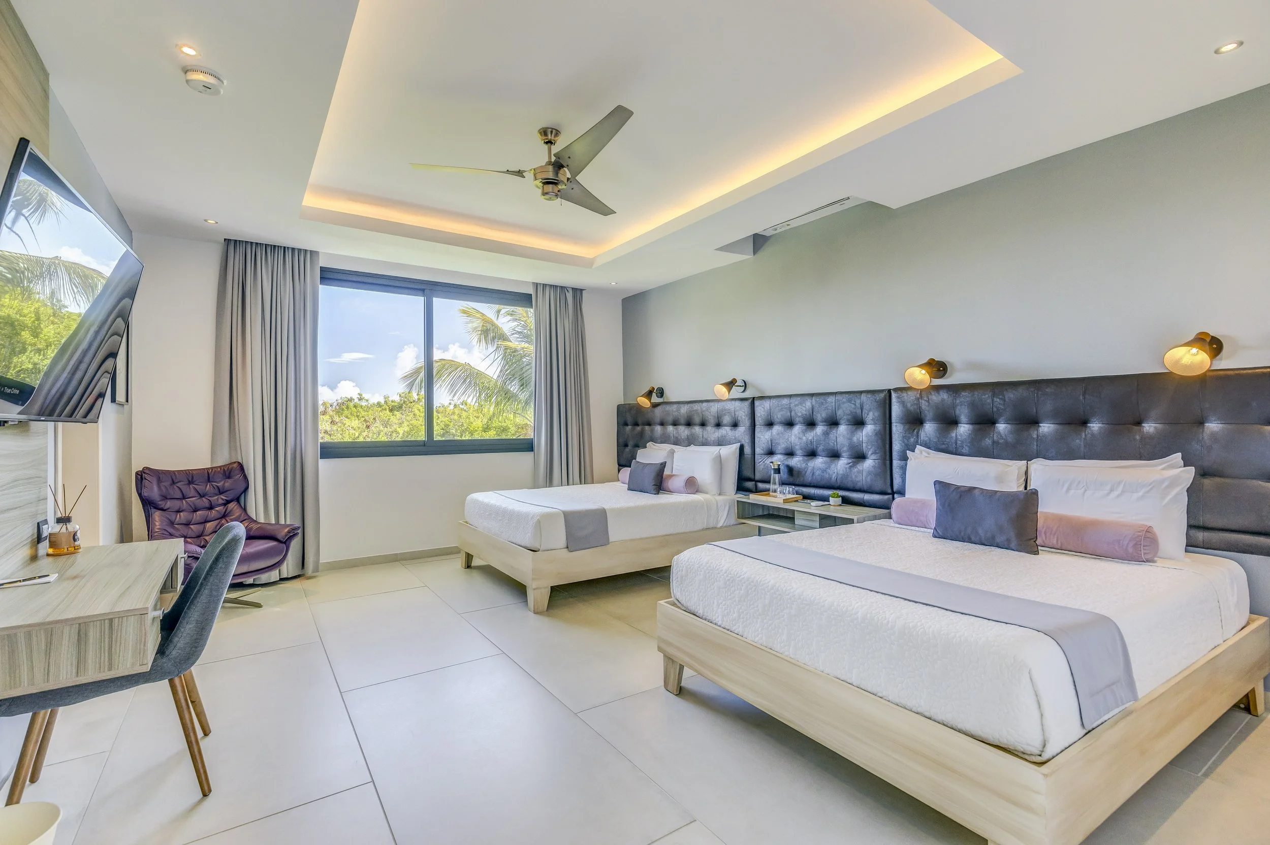 035-seven bedroom.jpg