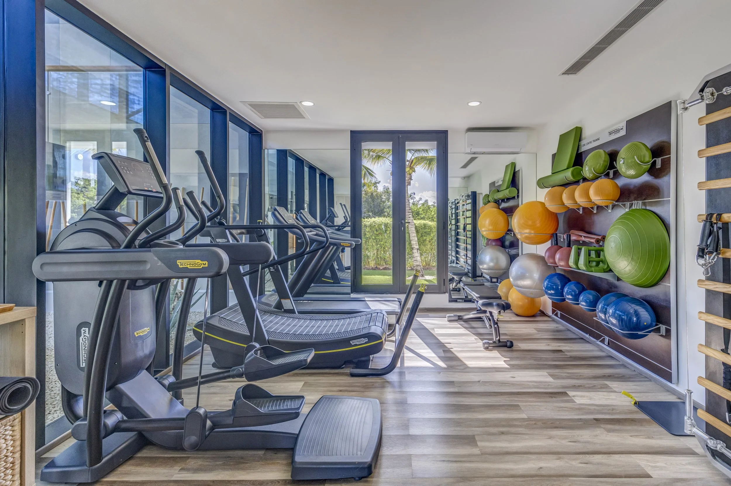 047-gym.jpg