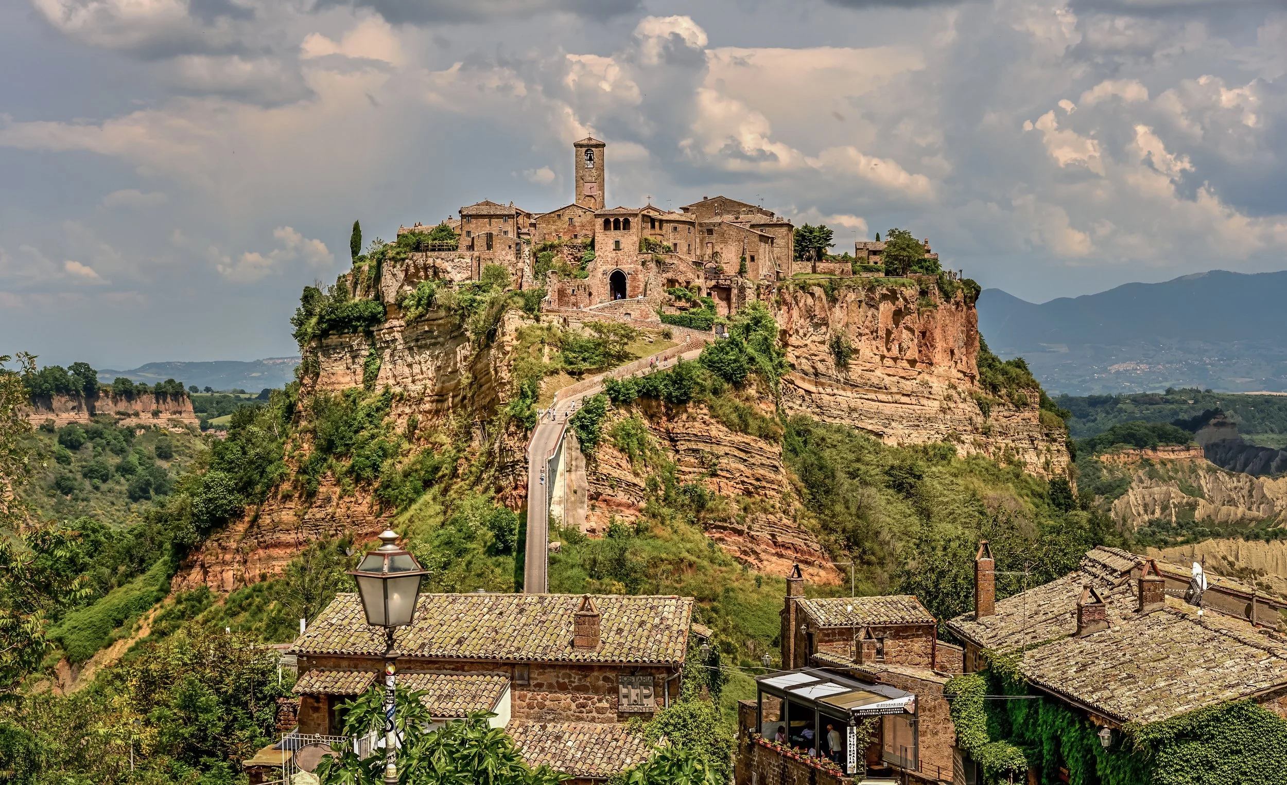 Orvieto, City on a Hilltop