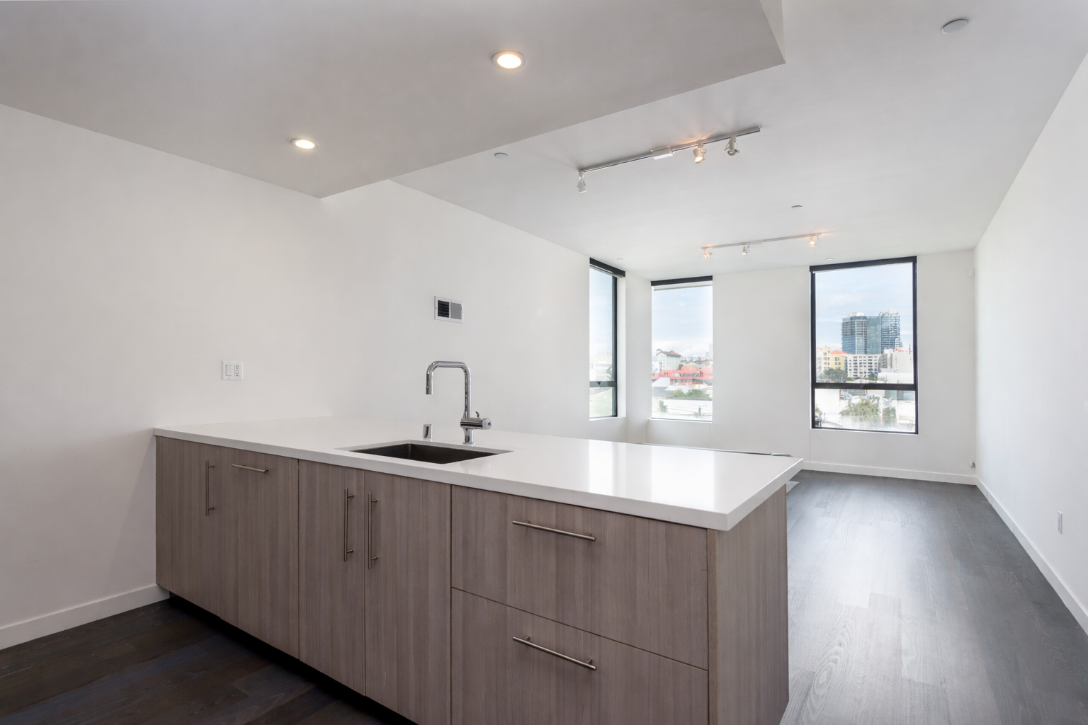15th St - $3,790/month
