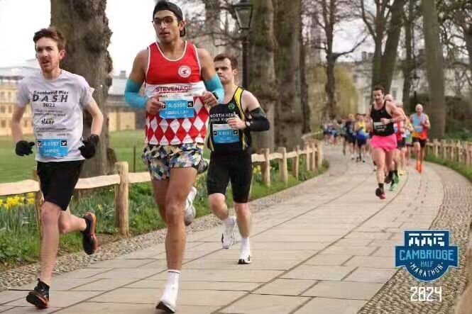 The big race of the weekend was the @cambridgehalfuk &ndash; a nice flat course giving runners a great chance at beating their PB&rsquo;s, and we had several Striders taking part and doing just that.

Abdullah Athar 1.18:36 (PB🏆and Club record&diams