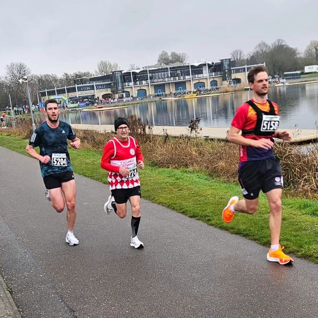 Congratulations to Helder Soares who ran the @runthroughuk Dorney Lake Half Marathon at the weekend and finished in 1:26:13 which was first in his age category and 26th place overall! 

Well done Helder! 🏃🥇