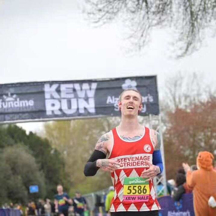 While most of us ate our body weight in chocolate on Sunday,&nbsp;Adam Hough&nbsp;travelled to Kew Gardens for the&nbsp;Kew Half Marathon, finishing in 1:24:07 (PB). @kewtherun

However, clearly one PB in a weekend isn&rsquo;t enough for Adam, as he 