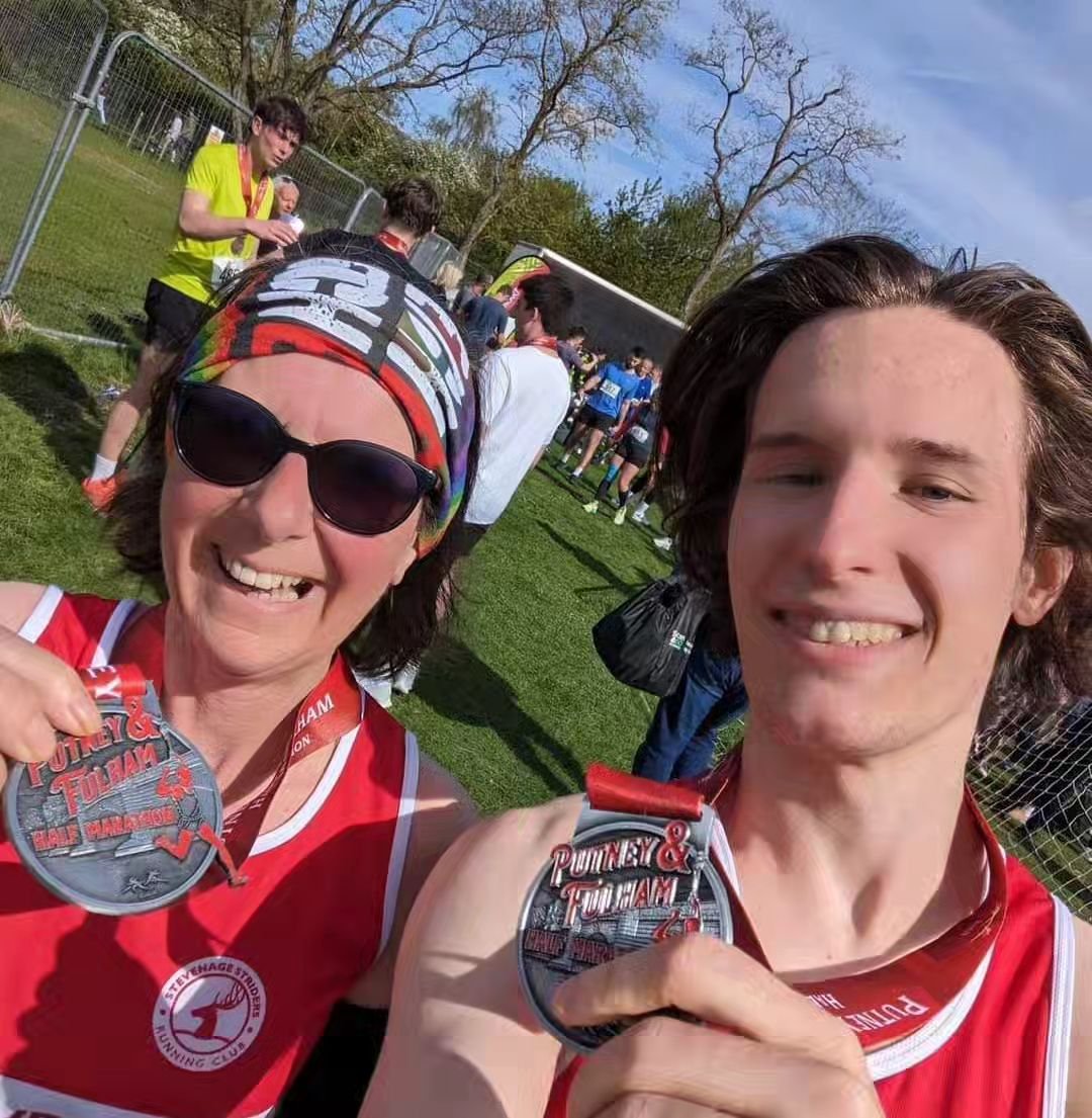 Helen and Peter Moye ran on Peter's home turf in the Putney and Fulham half. Peter finished in 1:32:49 and Helen in 1:59:52 finishing 4th in her age category, fantastic family running!