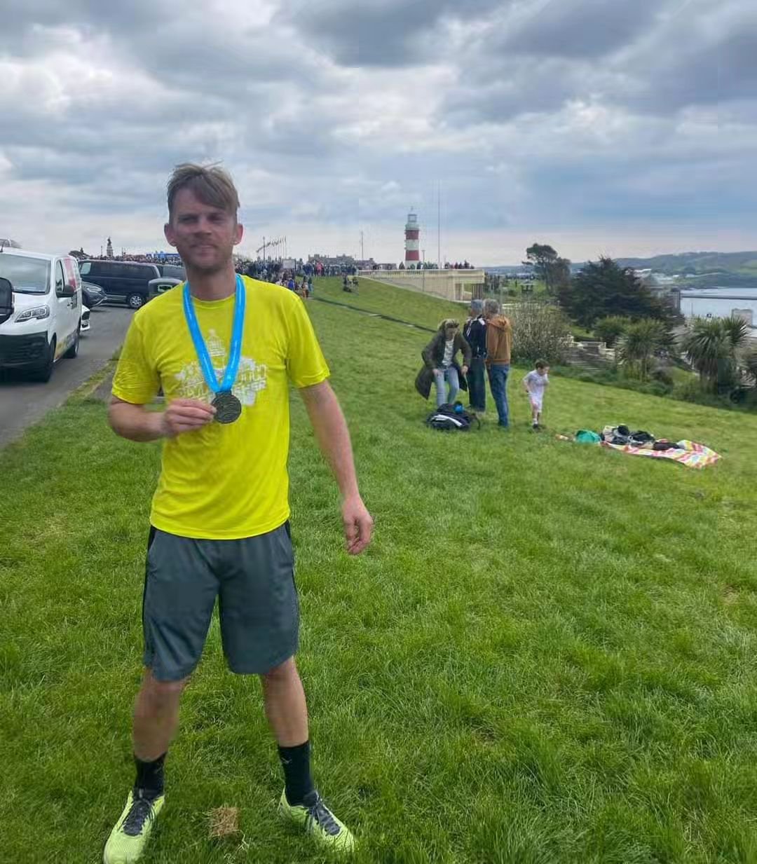 Scott Stamper was down in Plymouth for the half marathon and got a PB of 2:19:40, well done!🏆

@run_plymouth