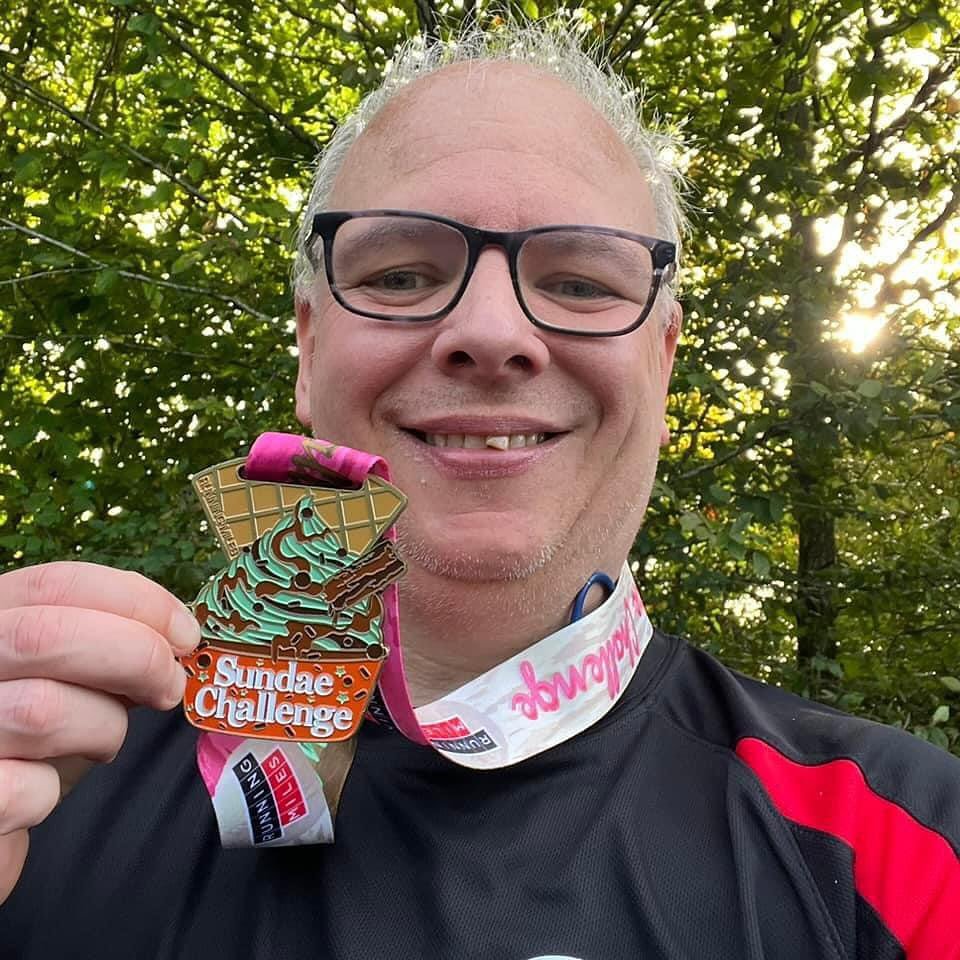 Before we get round to this busy weekend, we need to mention Marc Hagland ticked off another half on the race to 100 with Phoenix Jubiliee River Run with a cool sundae medal coming home in 2:21 &ndash; well done Marc! 🍧

Also Marc Hagland and Coach 