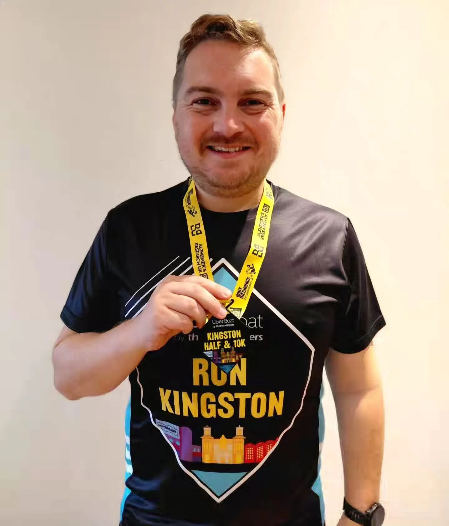 Kingston 10K

By the Thames, Adam Mead continued his impressive progression, running 1:01:23 for both a personal and season&rsquo;s best.
&ldquo;Delighted to chip away at my 10K time and achieve another PB as I work toward sub-60 minutes! The course 