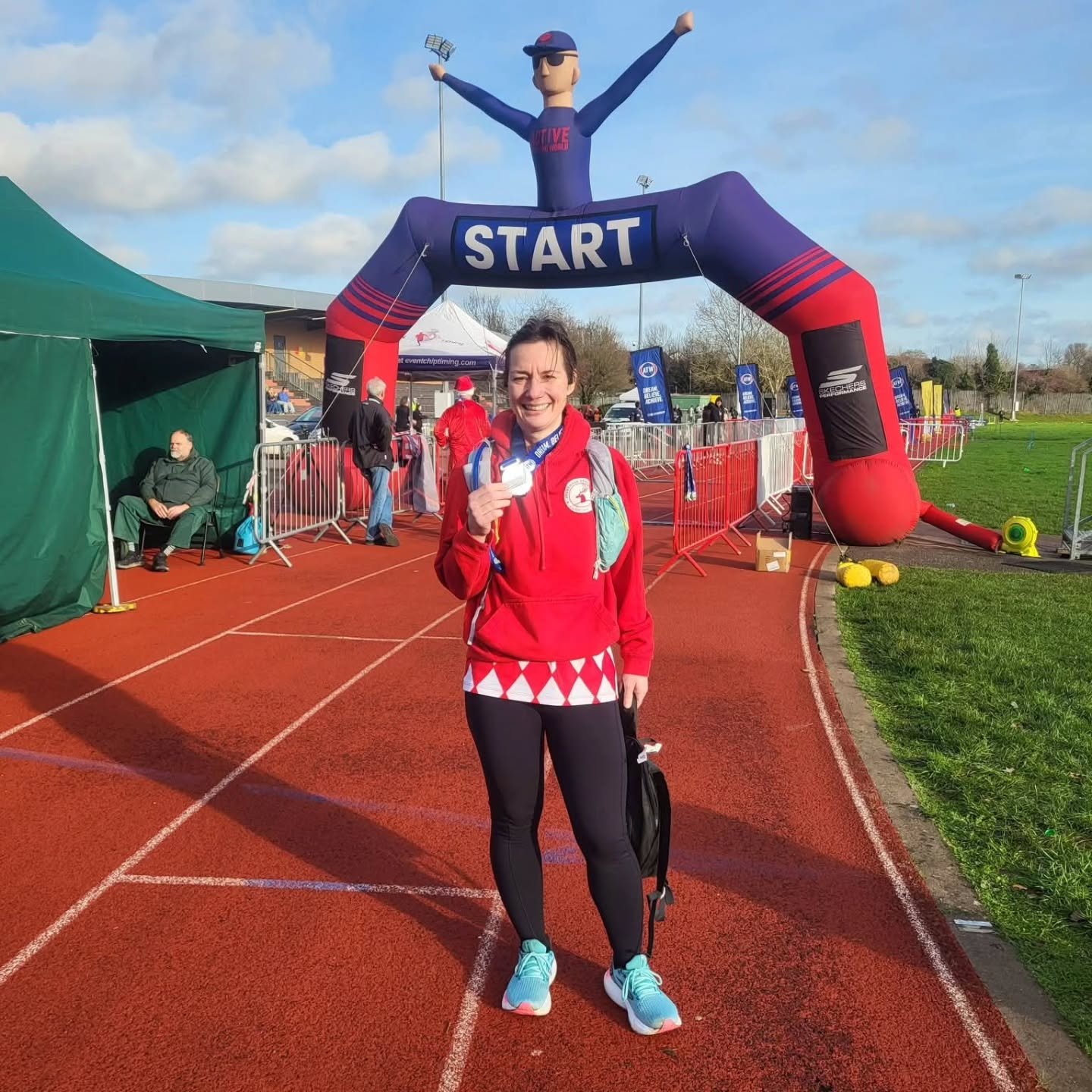 ❄️ ATW Stevenage Winter Half Marathon ❄️

Sarah Bolger &ndash; 2:17:06 &ndash; Personal Best
"I set out for a sub 2:30 today, so I'm delighted with this result. So great to see so many Striders out on the course."

Jessica Ives-Keeler &ndas