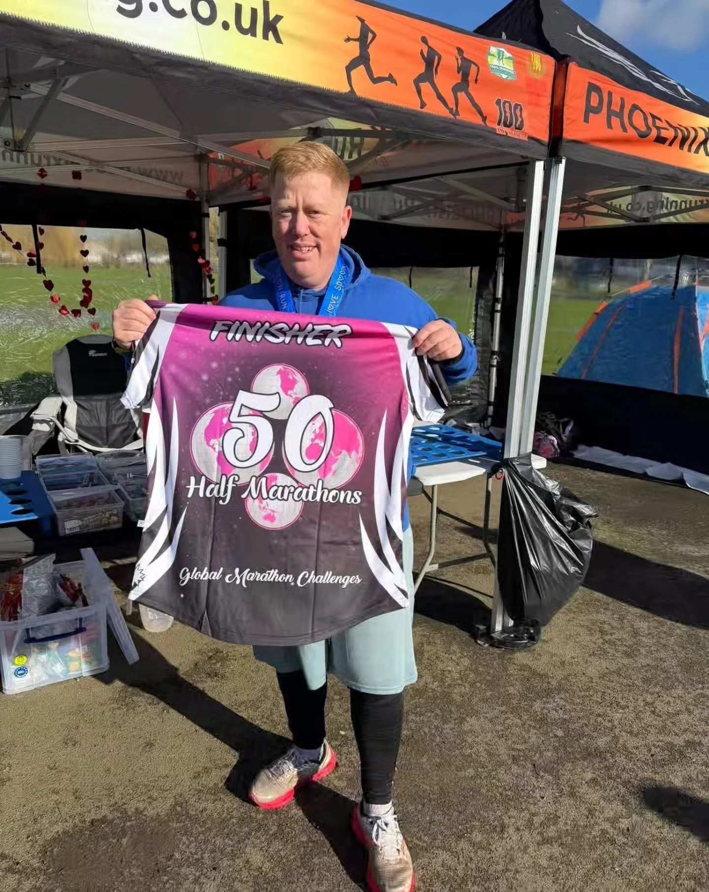 On Saturday we had many striders at the phoenix Valentines run. Russell Edwards ran his 50th half-marathon in 2:37:58 "What an awesome morning of fun splashing through puddles, across the meadow and back again with some amazing friends"

Ch