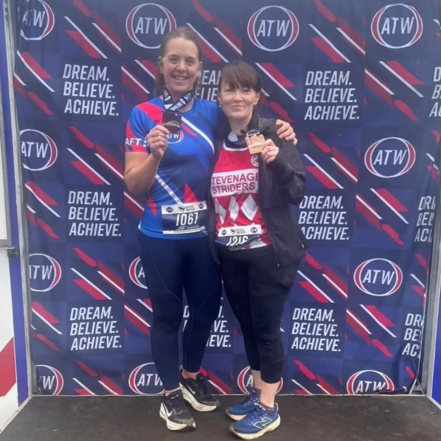 We had 4 Striders at the @eventsatw Bedford 10k &amp; Half Marathon. 

Aaron Jeffrey completed the 10k in a time of 53:24, saying that he was aiming for a sub-55 so was over the moon with his time. 

Eilish Hislop completed half in 2:12:46 and Lennie