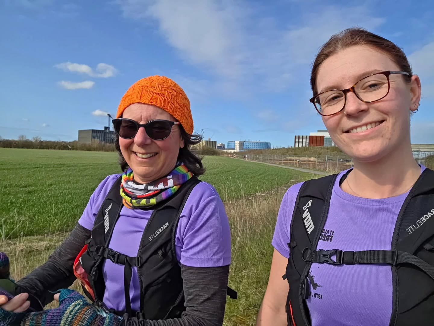 Cambridge Boundary Run Marathon

Matthew Robinson 3.13.39 - Good fun running around Cambridge. Old haunts at this stage, with a few deviations in the route compared to last time. Well supported all the way around. Tough at the end with the headwinds 