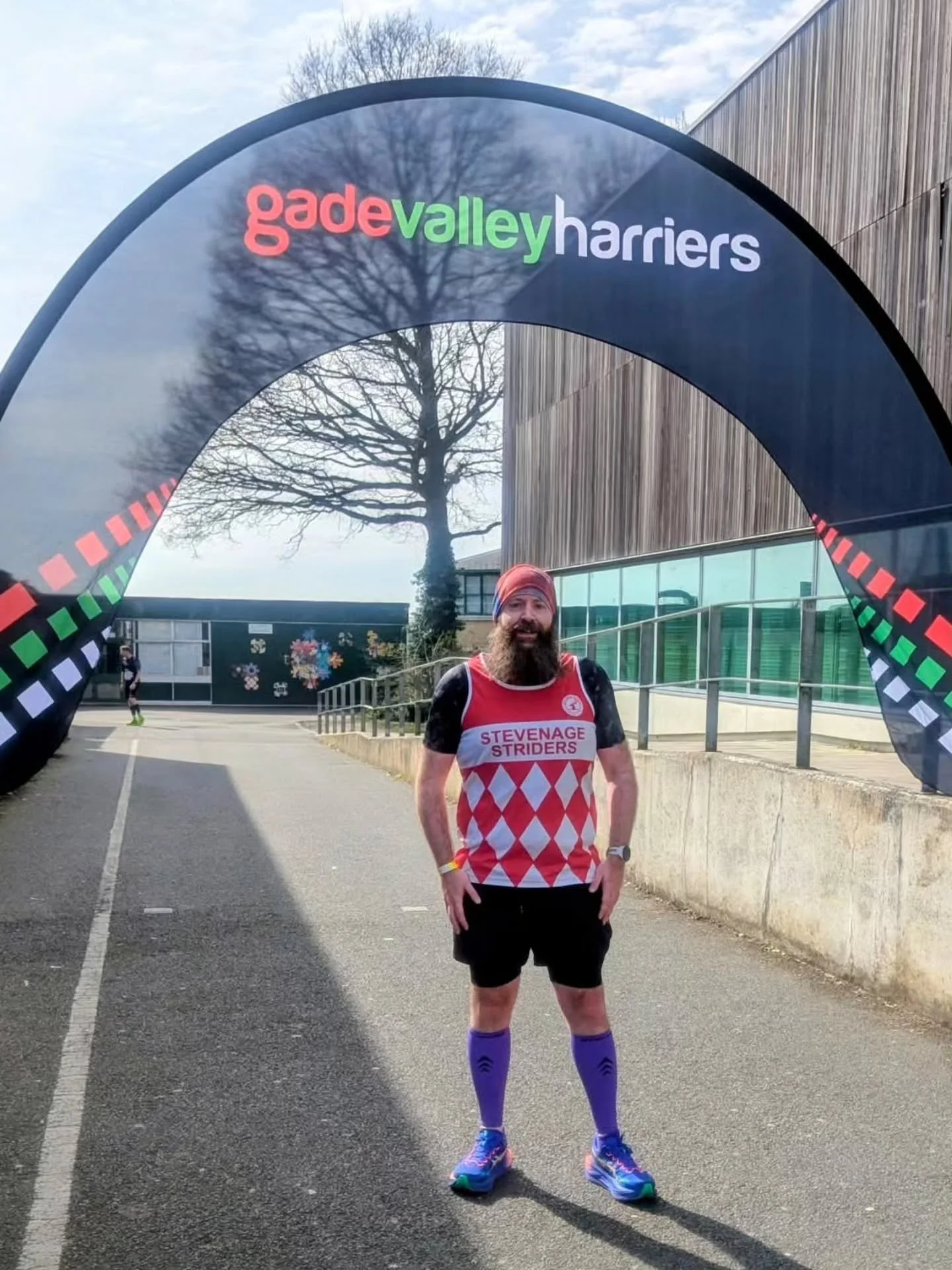 Neil McKinnon tackled the Gade Valley Harriers 20 miler as part of his marathon training, earning both a personal and course best 03:02:13 on a challenging but friendly course! 

Well done Neil!